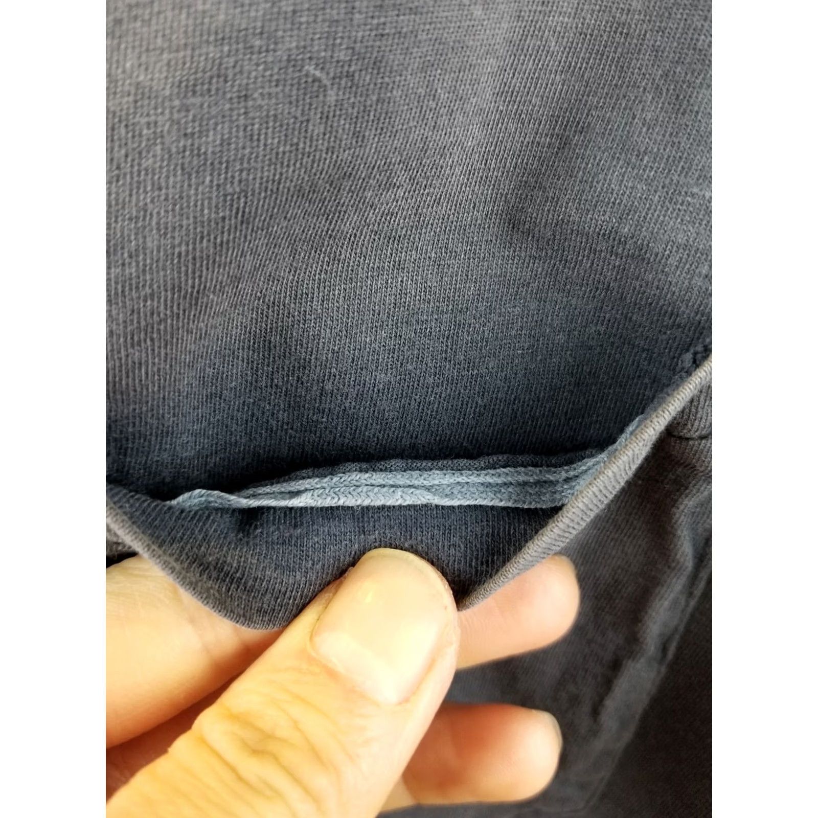 Ralph Lauren VINTAGE RALPH LAUREN POLO COUNTRY T-SHIRT ONE POCKET SUN FADED SZ LARGE BLACK/BLACK, SHORT SLEEVE, ROUND NECK, MEN, USA, RETRO, 90s Size US L / EU 52-54 / 3 - 3 Thumbnail