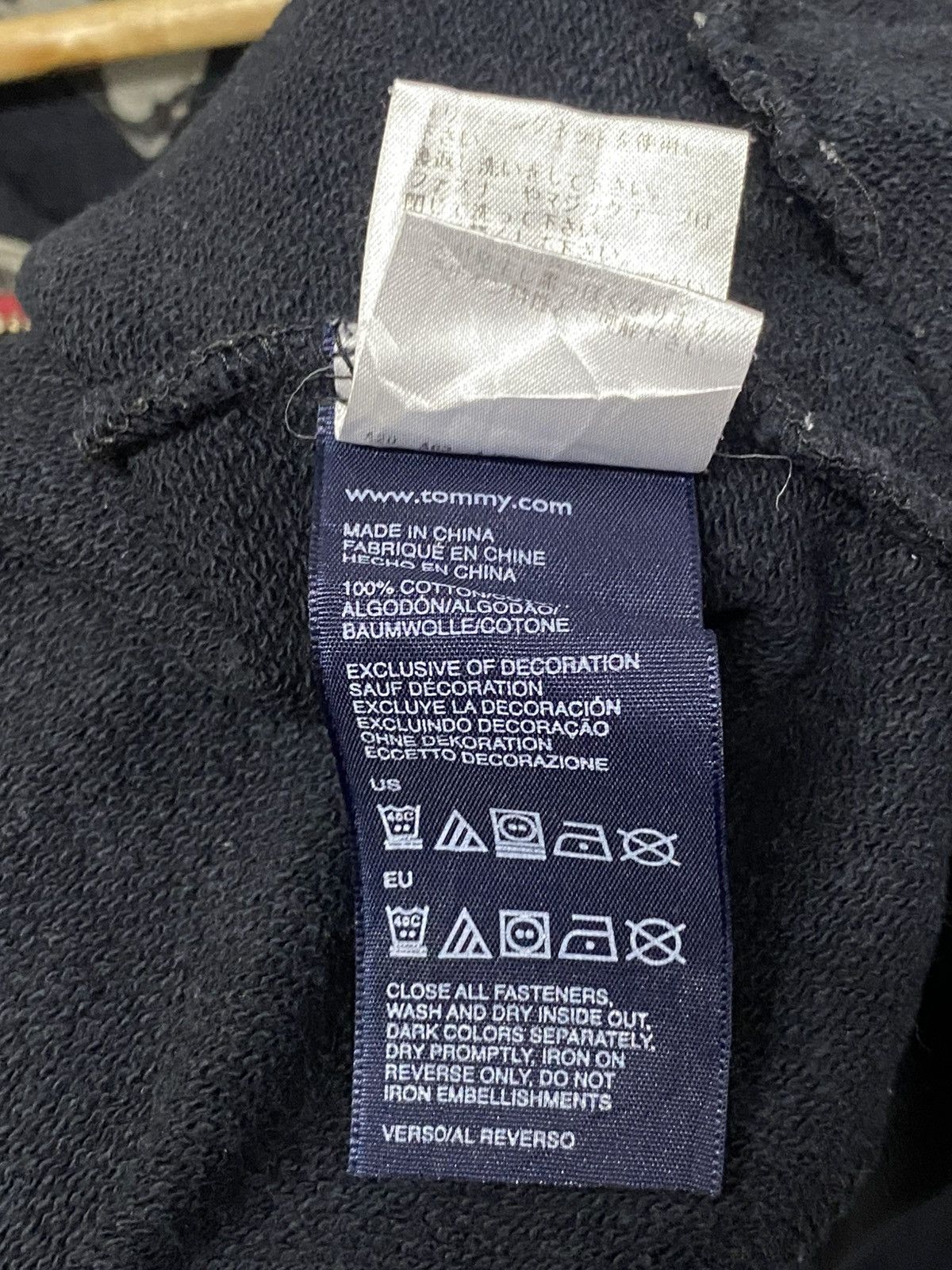 Tommy Hilfiger × Vintage Vintage Tommy Hilfiger New York Size US M / EU 48-50 / 2 - 8 Thumbnail
