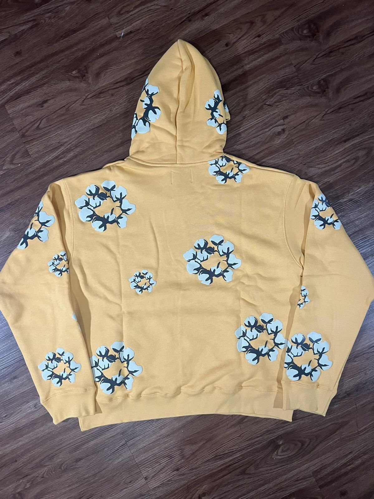 Cactus Plant Flea Market × DENIM TEARS Cactus Tears Wreath Hoodie Yellow Size US XXL / EU 58 / 5 - 2 Thumbnail