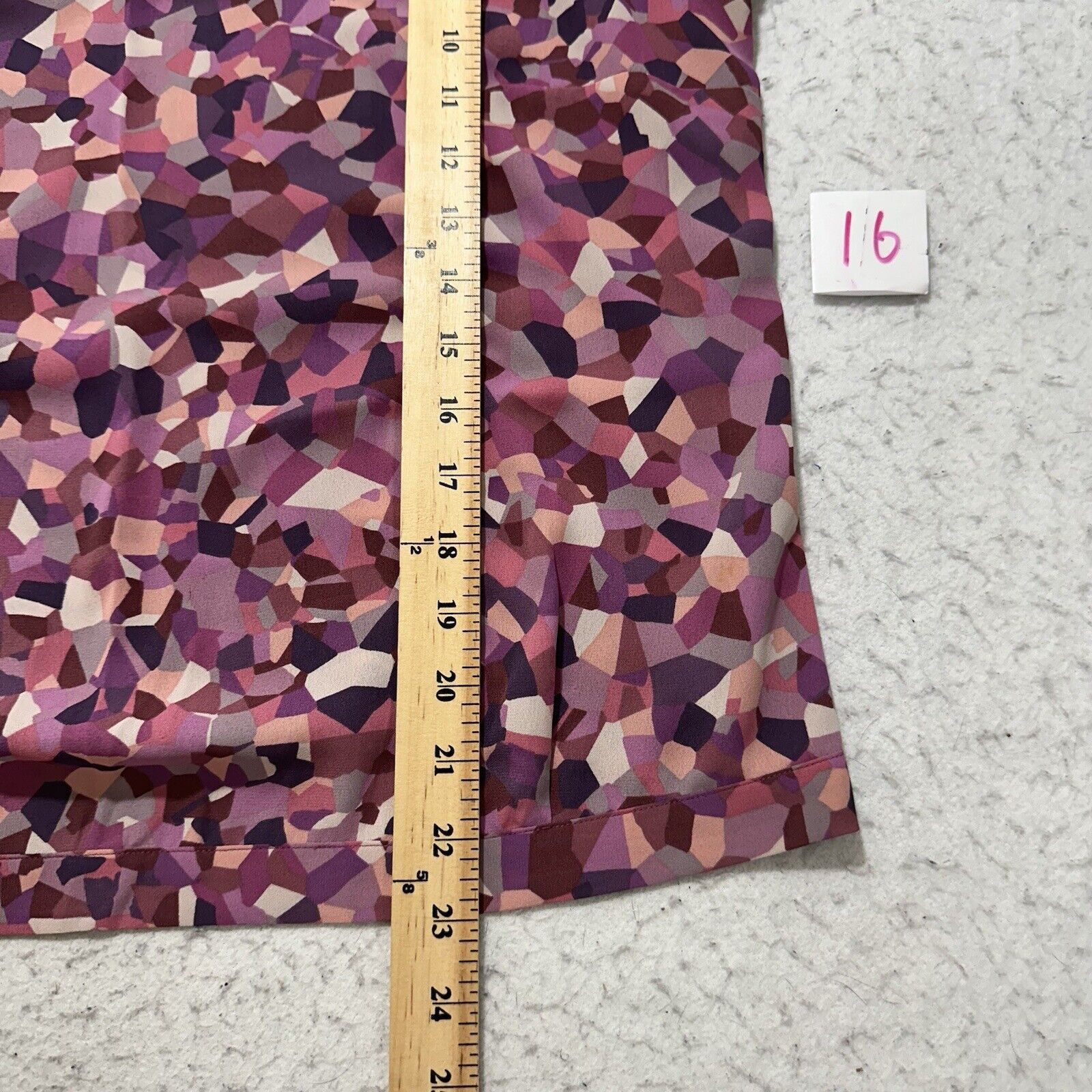 Other Cabi Medium Pink Kaleidoscope Blouse Lightweight Geometric Size M / US 6-8 / IT 42-44 - 9 Thumbnail