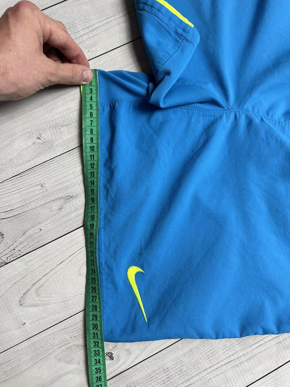 Vintage Vintage Nike Barcelona soccer shorts blue rare size S Size US 29 - 9 Thumbnail