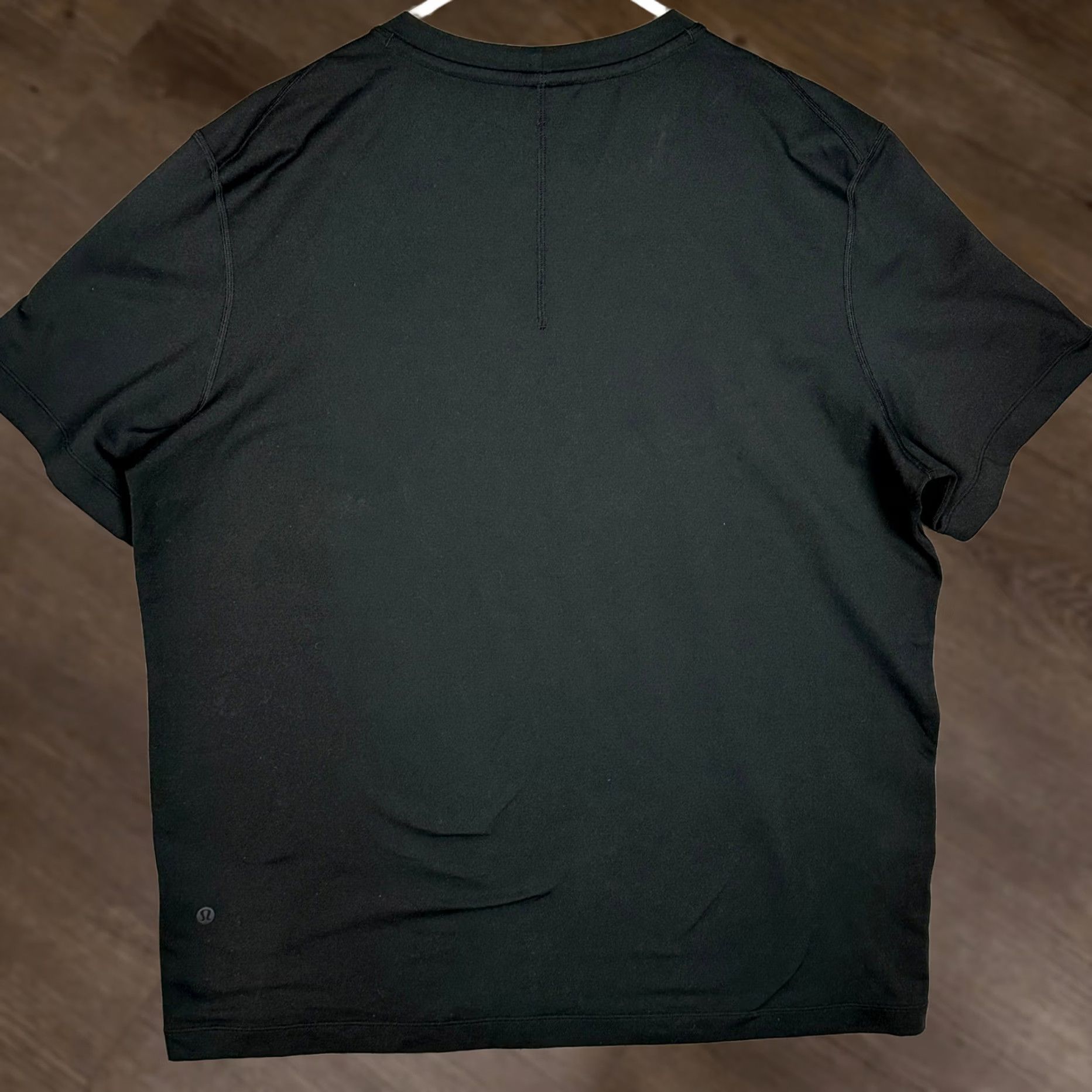 Lululemon Lululemon T-Shirt Women 1X Black Short Sleeve Training Tee Gym Workout EUC Size XL / US 12-14 / IT 48-50 - 1 Thumbnail