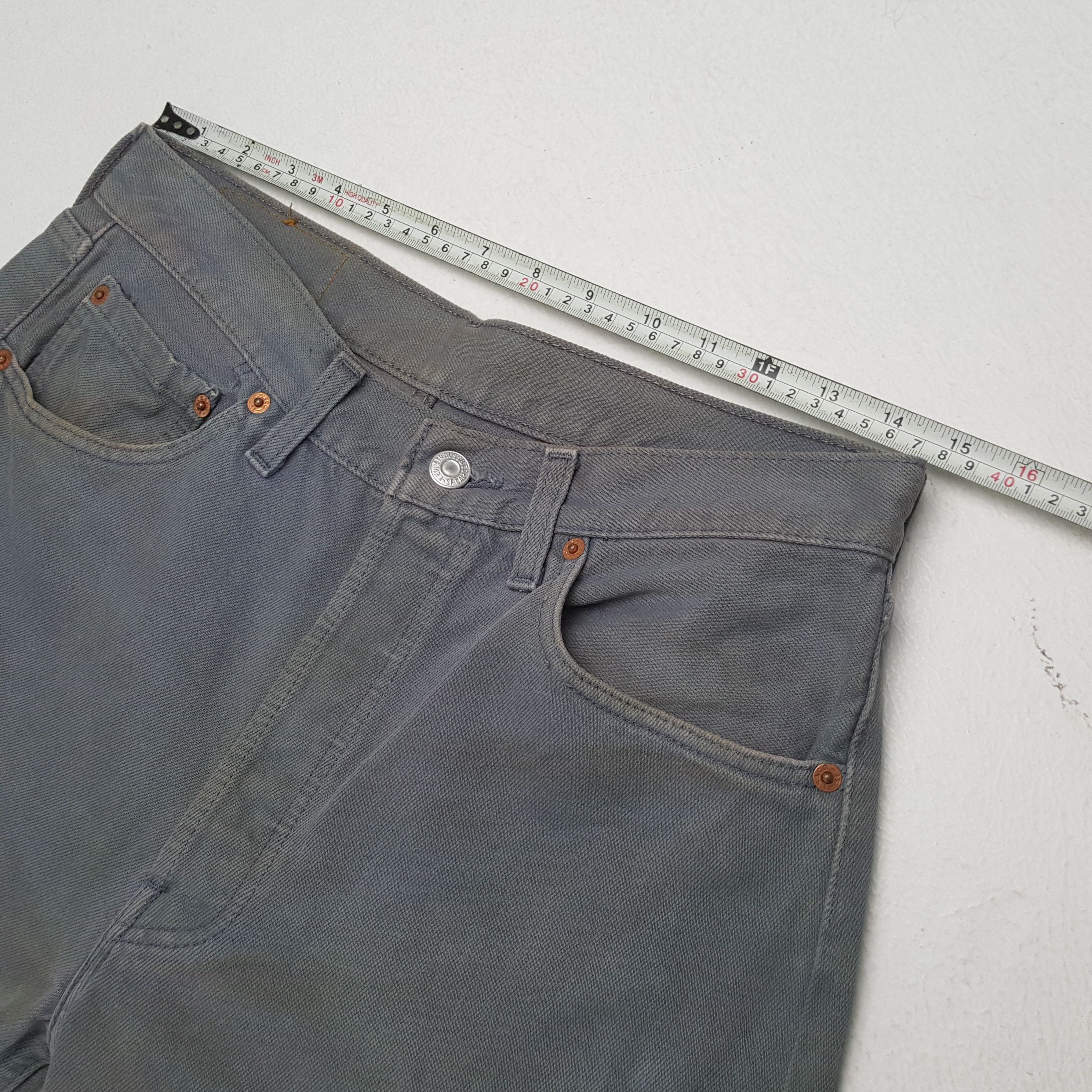 Levi's × Levi's Vintage Clothing × Vintage Vintage LEVI'S 501 American Brand Style Grey Jeans Pants Size US 29 - 7 Thumbnail