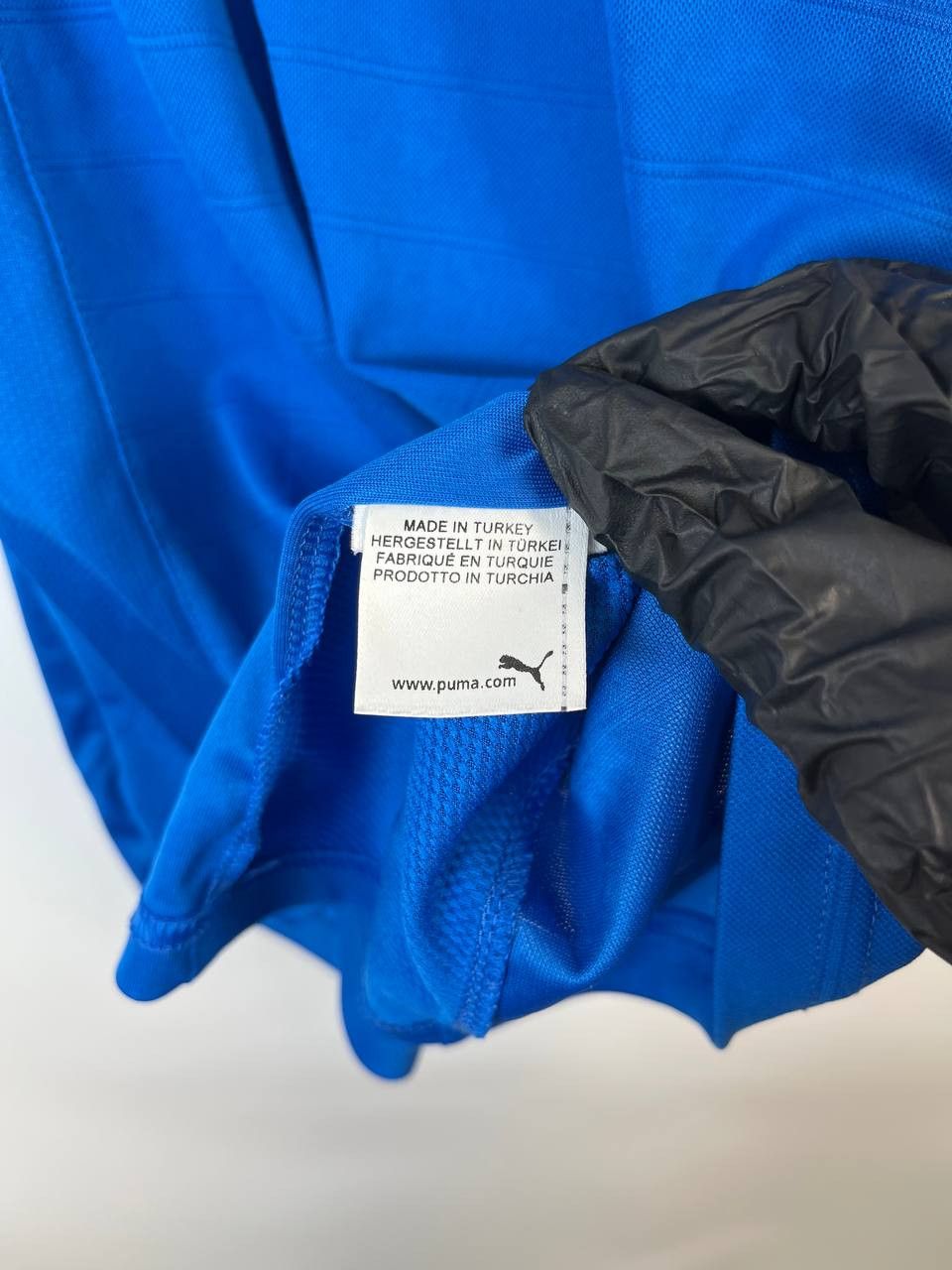 Puma GRASSHOPPER CLUB ZURICH HOME SHIRT PUMA FOOTBALL MENS SIZE M Size US M / EU 48-50 / 2 - 5 Thumbnail