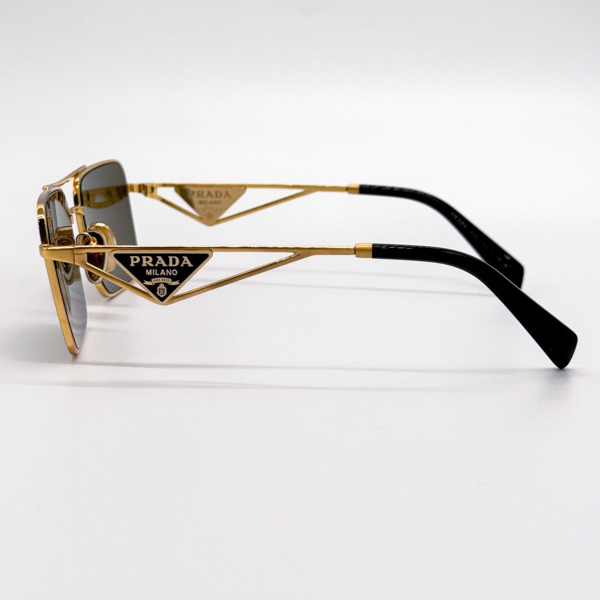 Prada NEW PRADA SPR A52 15N01T SQUARE GOLD PRA52S 15N01T WOMEN Size ONE SIZE - 6 Thumbnail