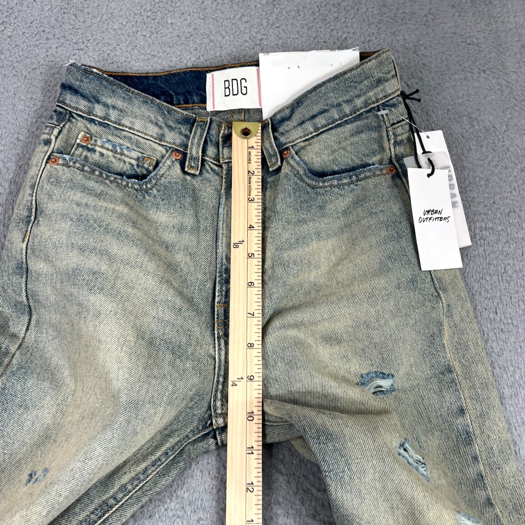 Bdg VINTAGE? BDG Urban Outfitters Jeans Cowboy Distressed 5-Pocket Denim Women’s 24 Blue Straight Mid Rise 30 Inseam Size 42" / US 20 - 3 Thumbnail