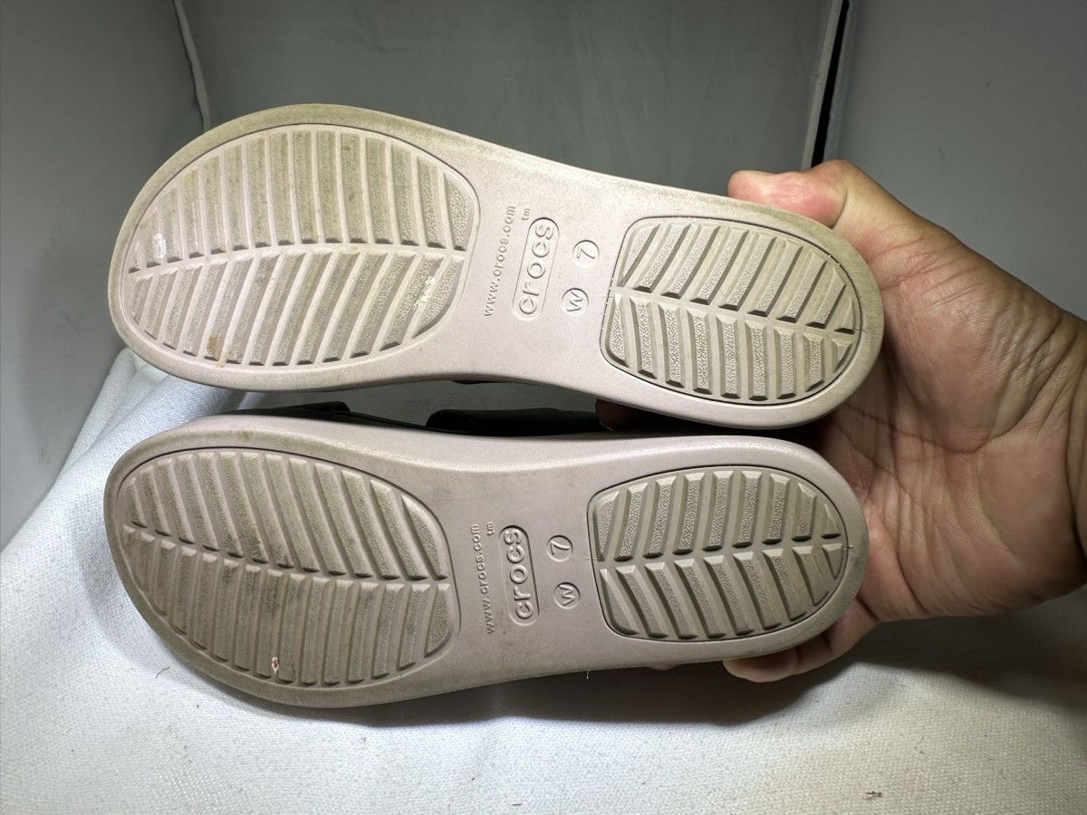 Crocs Crocs Brooklyn Low Wedge Sandals Black Comfort Women's 7 Size US 7 / IT 37 - 5 Thumbnail
