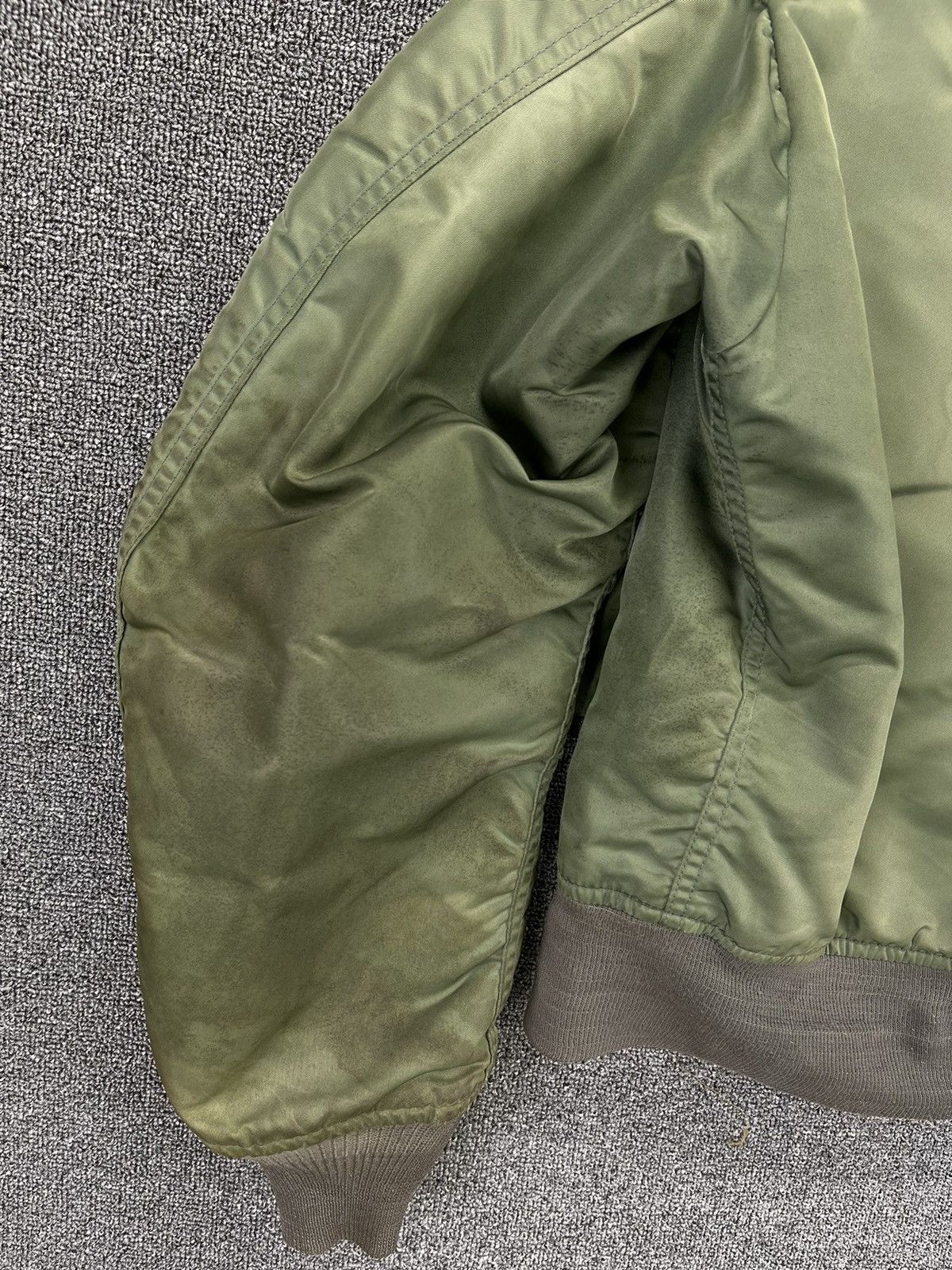 Avirex Vintage Avirex Trashed Rare Bomber Jacket Size US M / EU 48-50 / 2 - 18 Thumbnail