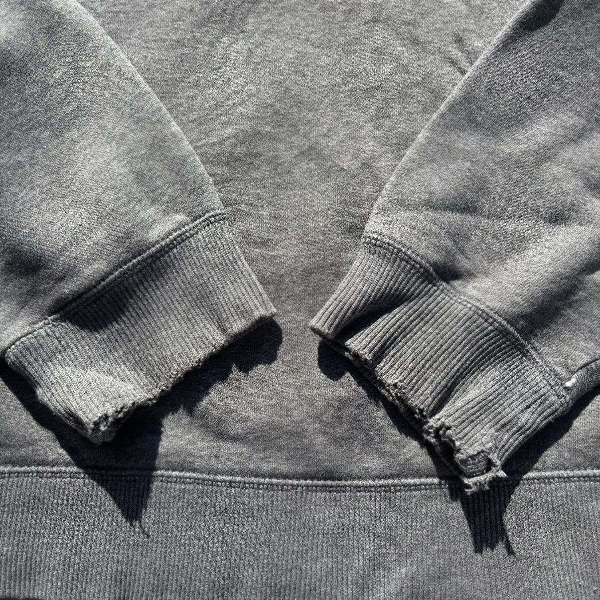 Nike × Vintage Vintage Nike 2000s grey crewneck sweatshirt embroidered logo Size US L / EU 52-54 / 3 - 3 Thumbnail