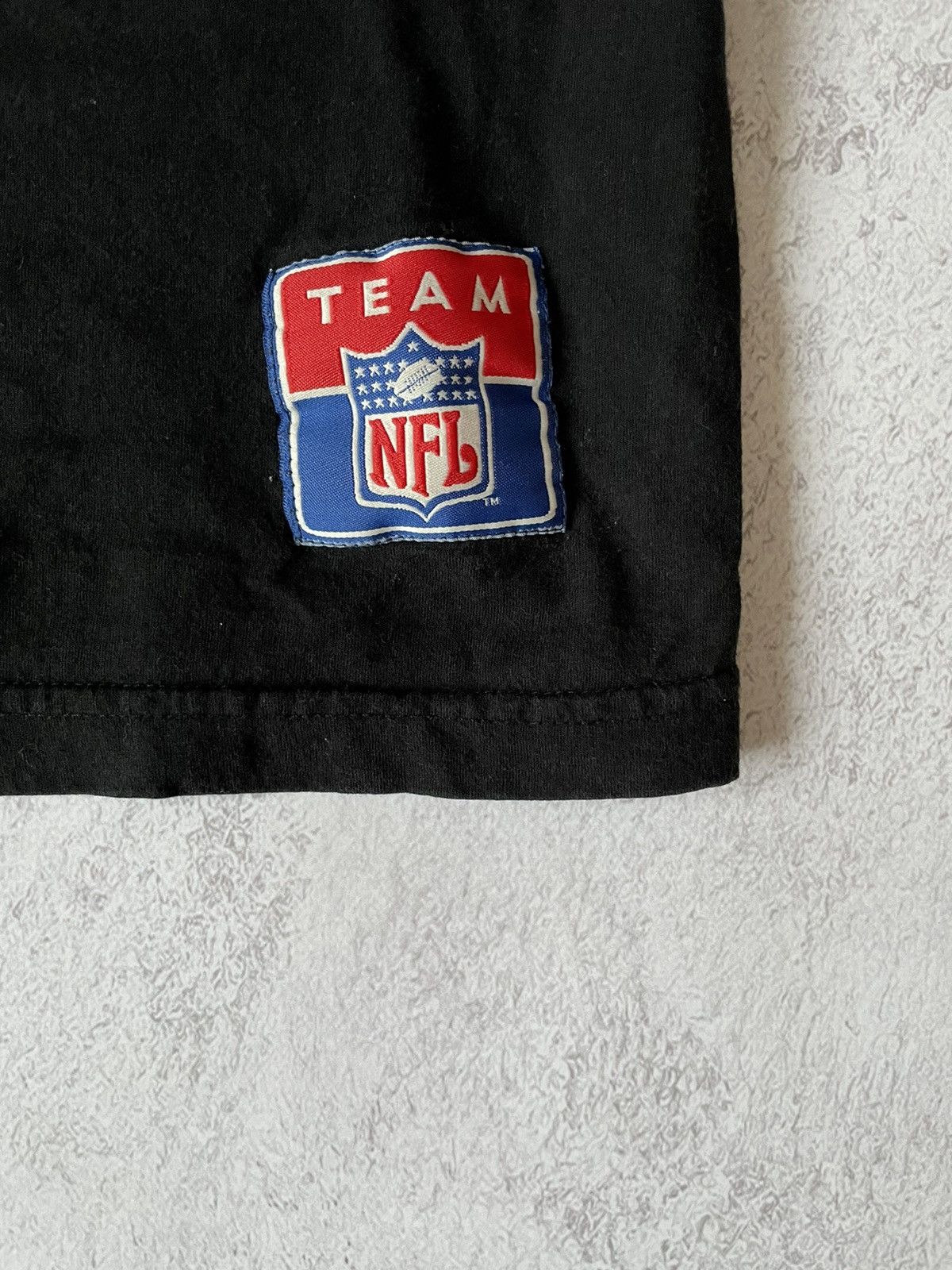 NFL 90’s Carolina Panthers Team NFL Graphic Tee Size US XL / EU 56 / 4 - 5 Thumbnail