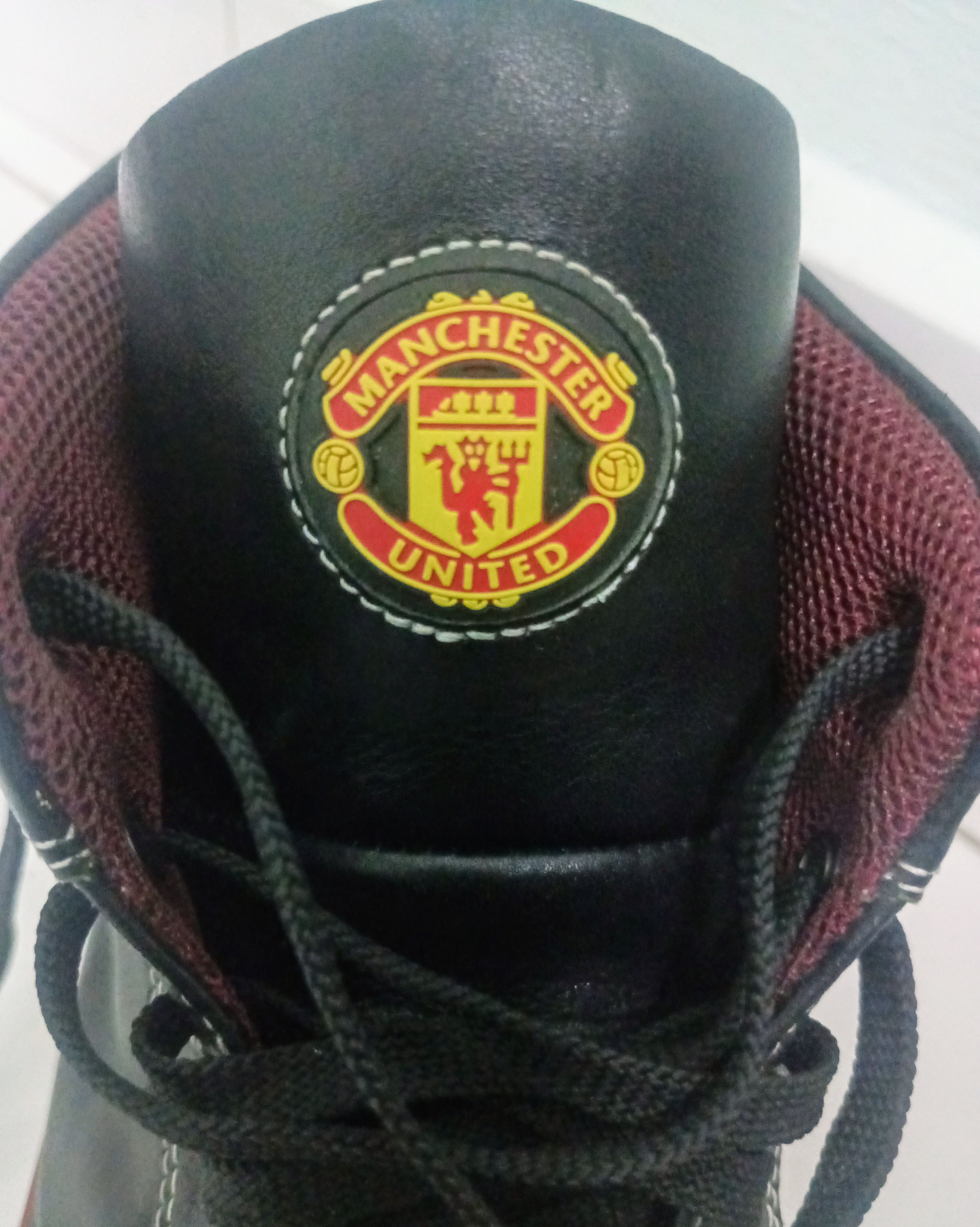Other Manchester United - Trafford - MEN’S C300 Size US 12 / EU 45 - 11 Thumbnail