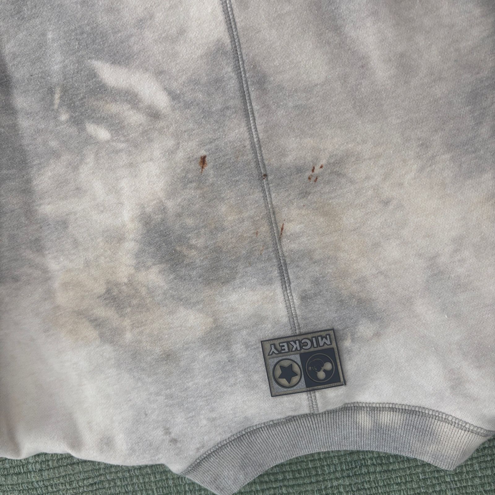 Disney × Vintage Vintage embroidered thrashed mickey mouse grunge sweatshirt Size US M / EU 48-50 / 2 - 9 Thumbnail