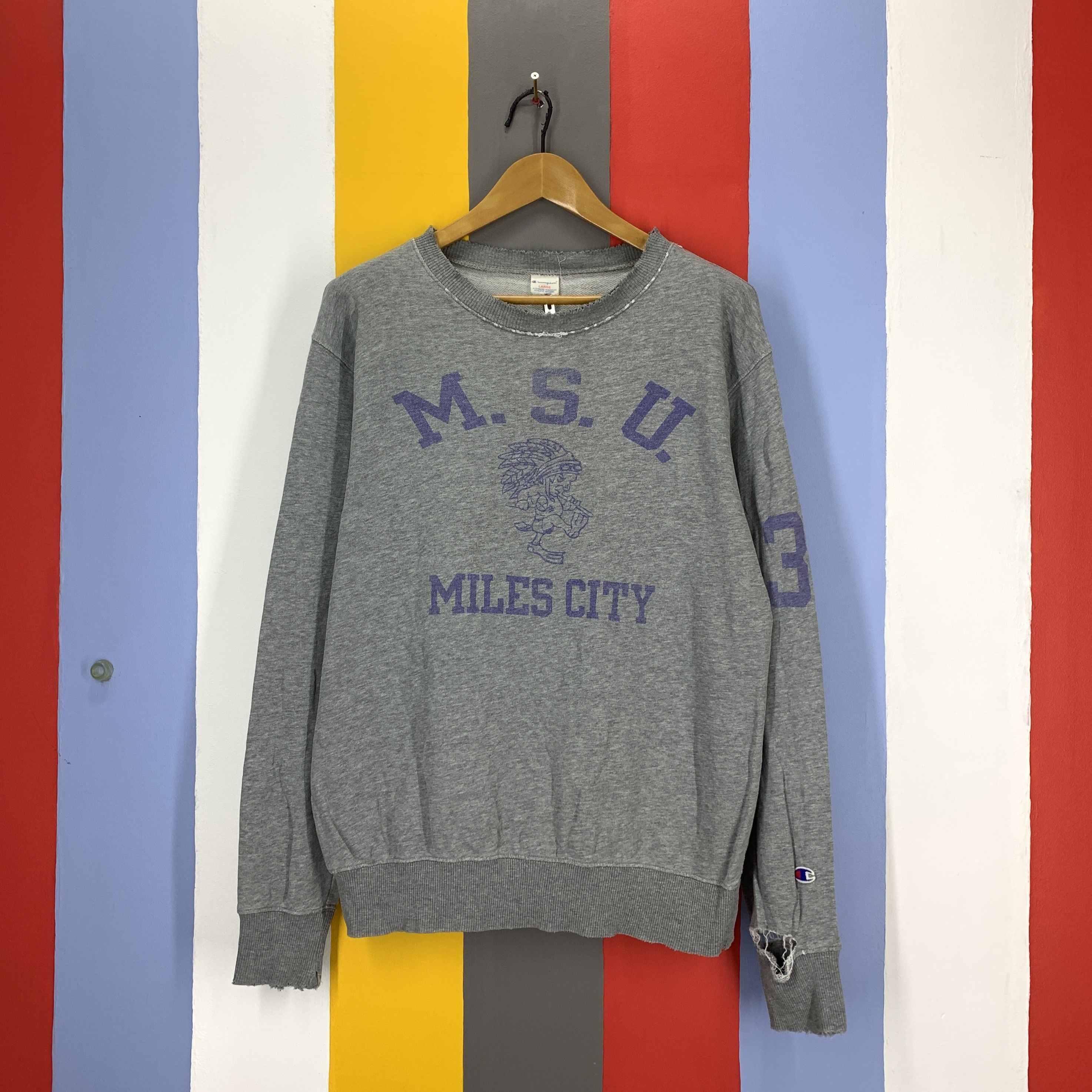 Champion Thrashed CHAMPION MSU MILES CITY Sweatshirt #1909/10 Size US L / EU 52-54 / 3 - 1 Thumbnail