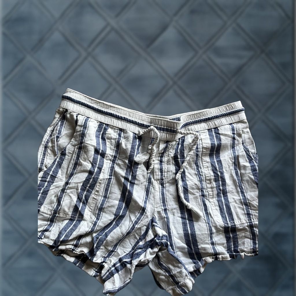 Nautica NAUTICA Women's Linen Blend Pull-On Shorts 5" Inseam Large Blue with Pockets Size 36" / US 14 / IT 50 - 1 Thumbnail