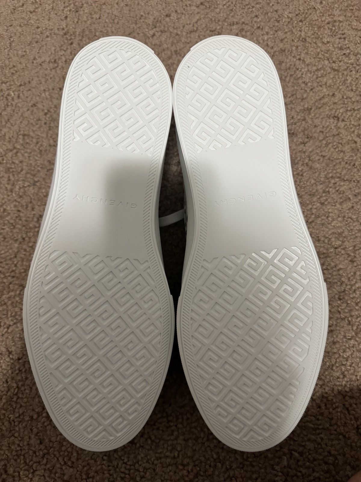Givenchy Givenchy Men's City Allover Logo Canvas Low-Top Sneakers Size US 11 / EU 44 - 8 Thumbnail