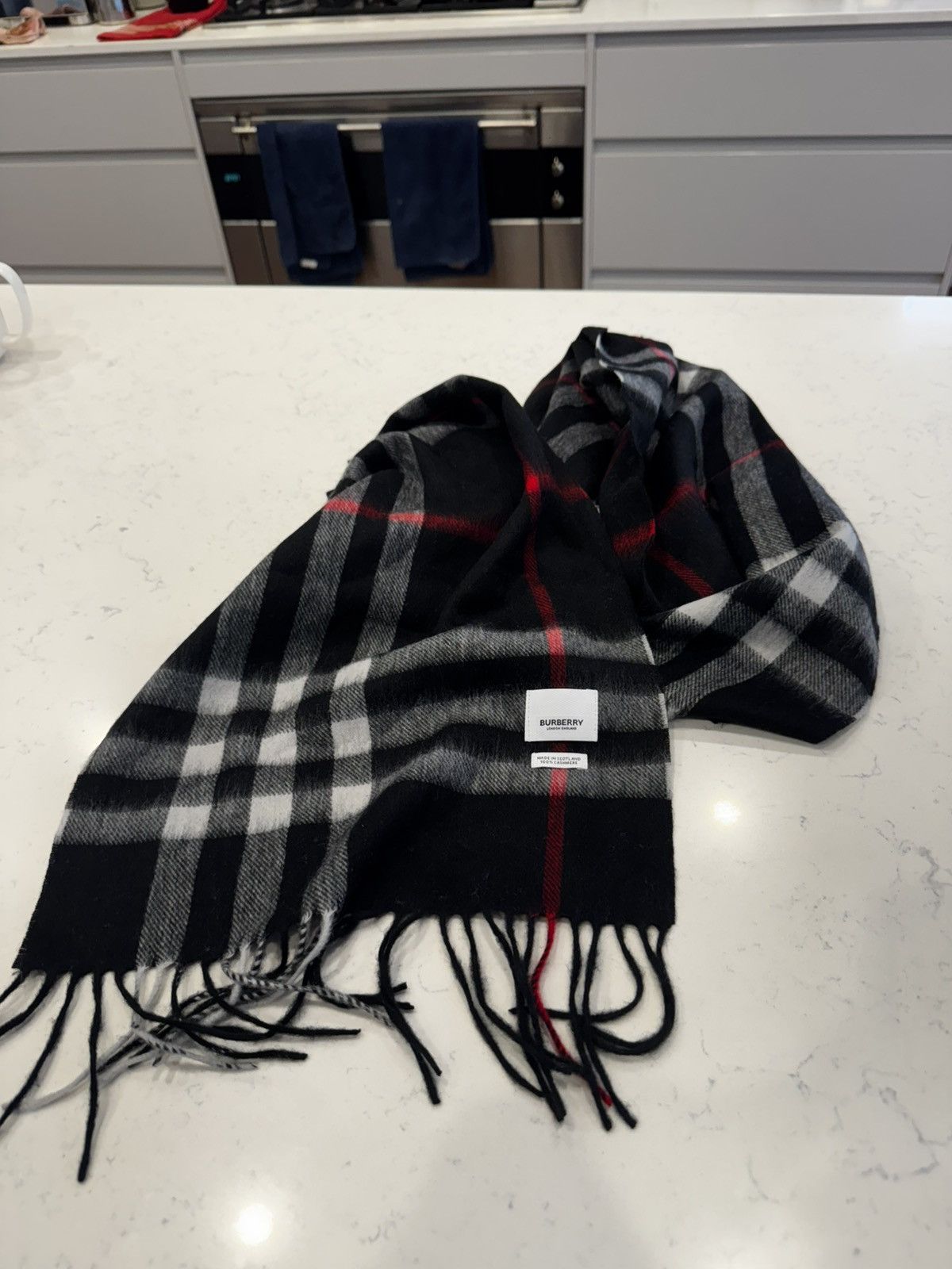 Burberry Burberry cashmere black nova check Size ONE SIZE - 1 Thumbnail