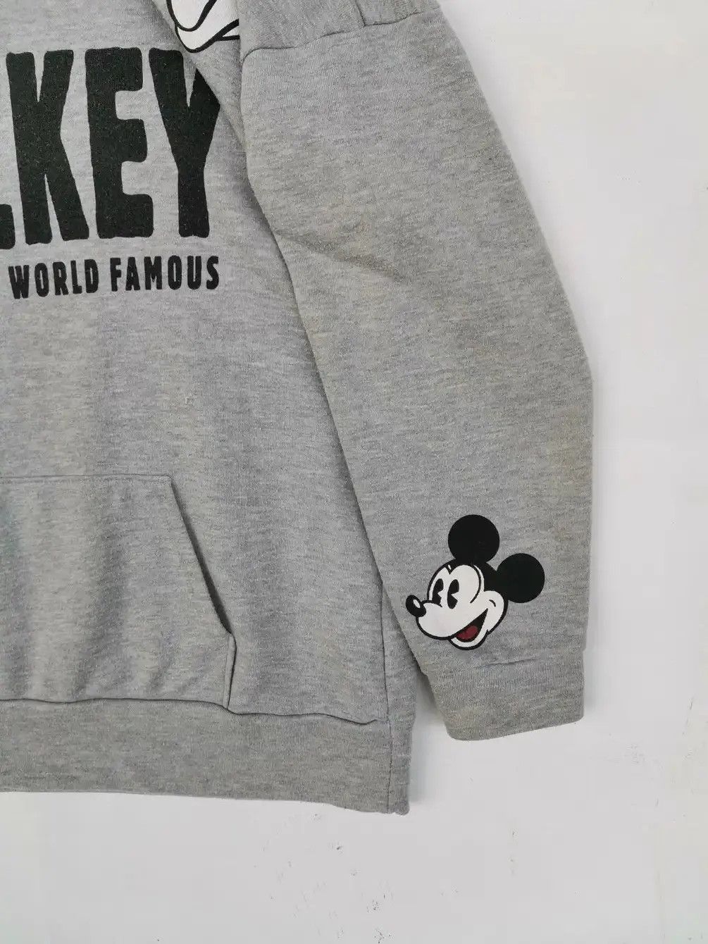 Disney × Mickey Mouse Disney Mickey Mouse World Famous Big Logo Sweatshirt Size US L / EU 52-54 / 3 - 6 Thumbnail
