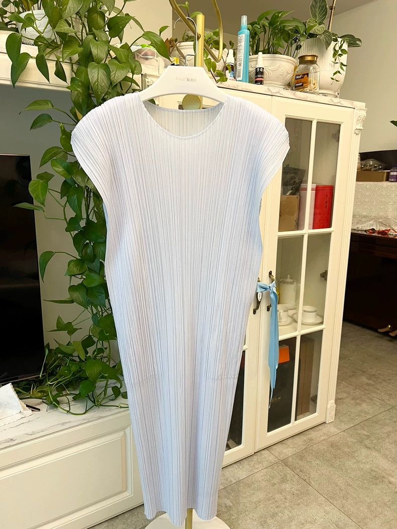 Issey Miyake Issey Miyake PP Pleated Sleeveless Dress - dmc Size US 30 / EU 46 - 1 Thumbnail