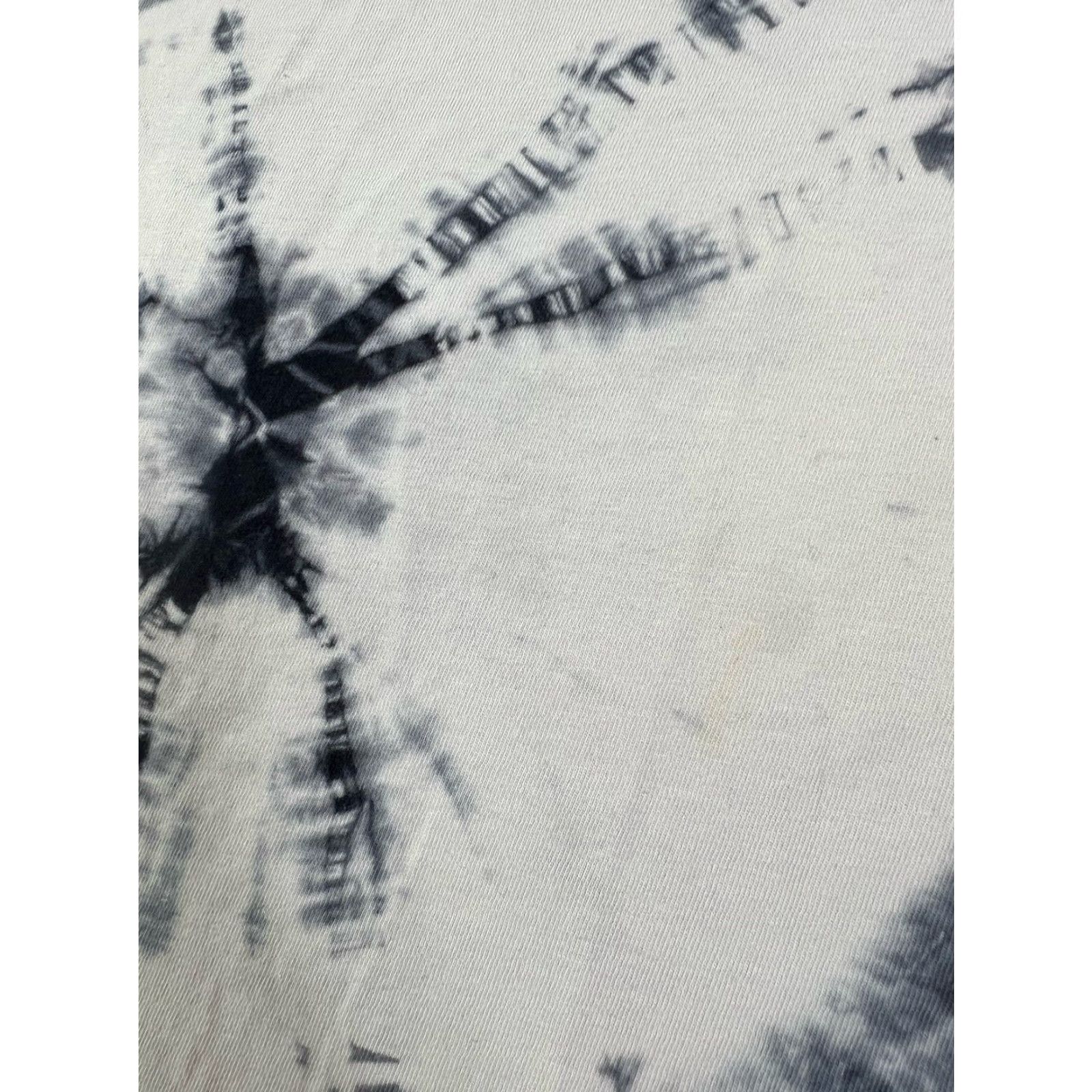 REEF Reef Surf Beach T Shirt Long Sleeve Tie Dye White White L Men Cotton Graphic Print Regular Vintage No Size US L / EU 52-54 / 3 - 3 Thumbnail