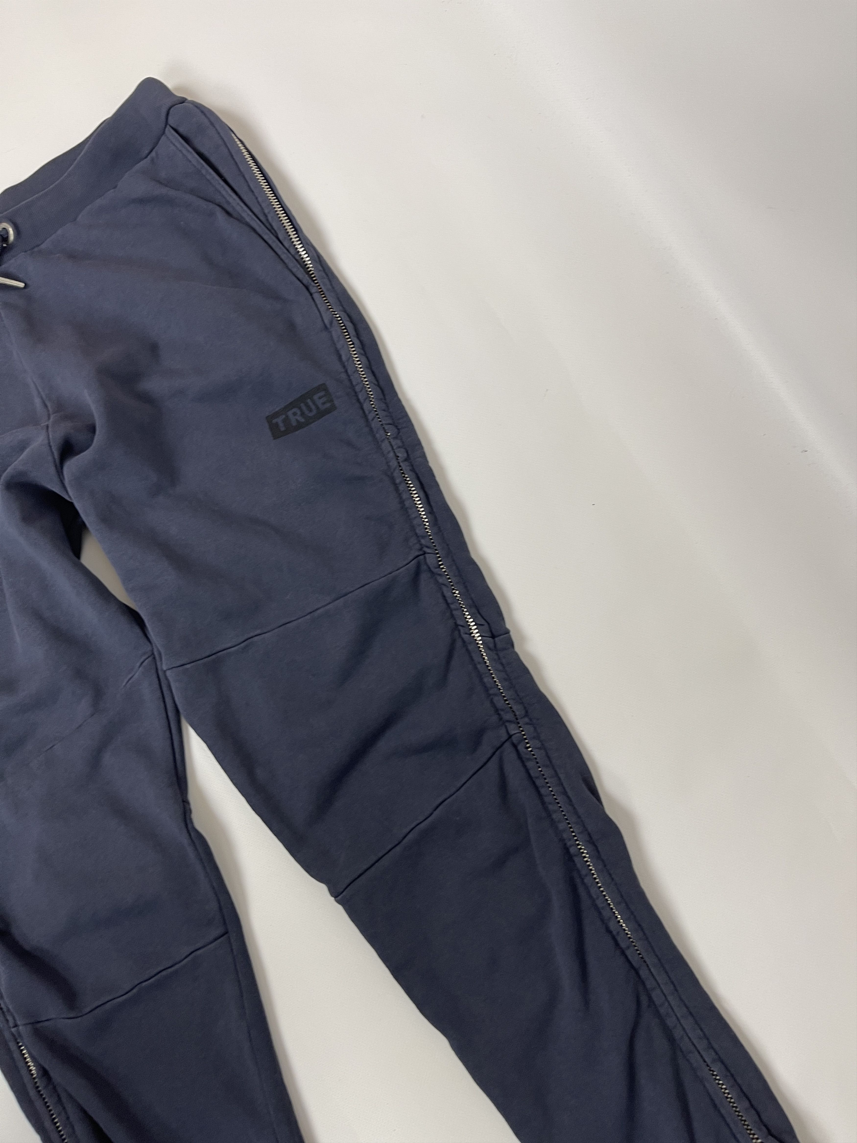 True Religion True Religion blue logo full zip sweatpants joggers Size US 36 / EU 52 - 8 Thumbnail