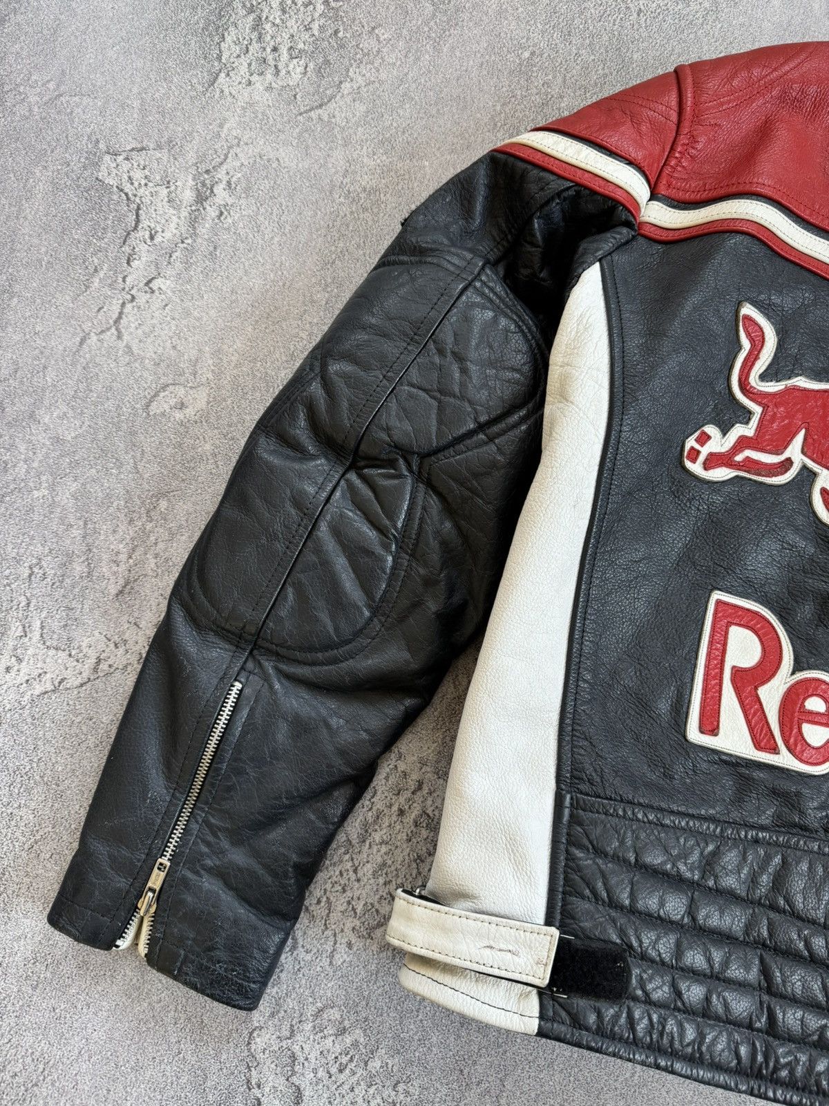Red Bull Red Bull XL genuine leather racing motorcycle jacket biker Size US XL / EU 56 / 4 - 20 Thumbnail