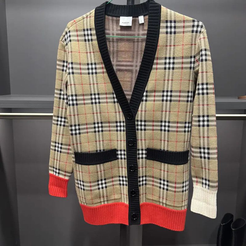 Burberry Burberry Beige Wool Blend Women's Cardigan Size S / US 4 / IT 40 - 1 Thumbnail