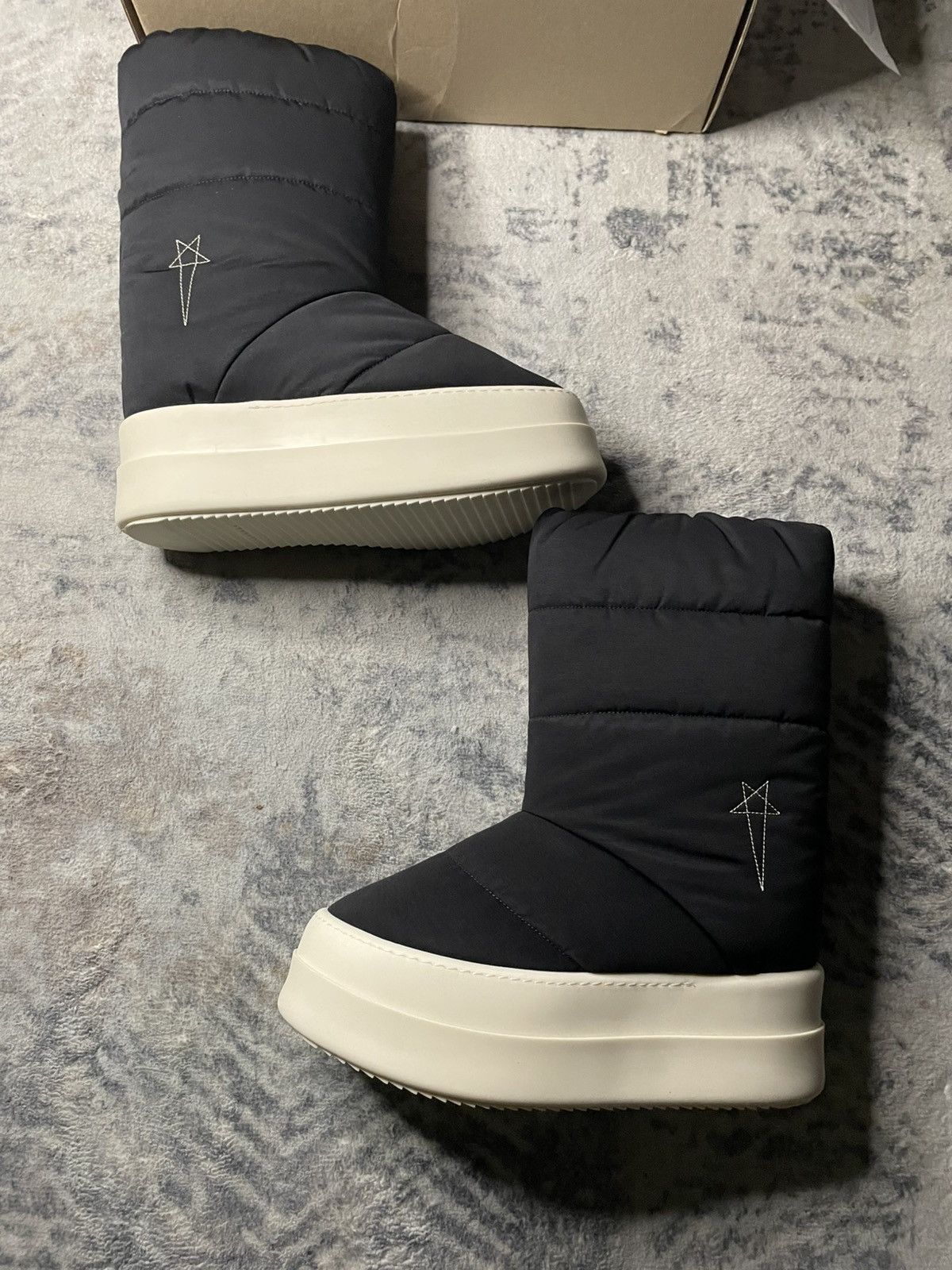 Rick Owens Rick Owens Mega Bumper Lunar Boots Size US 8 / EU 41 - 2 Thumbnail