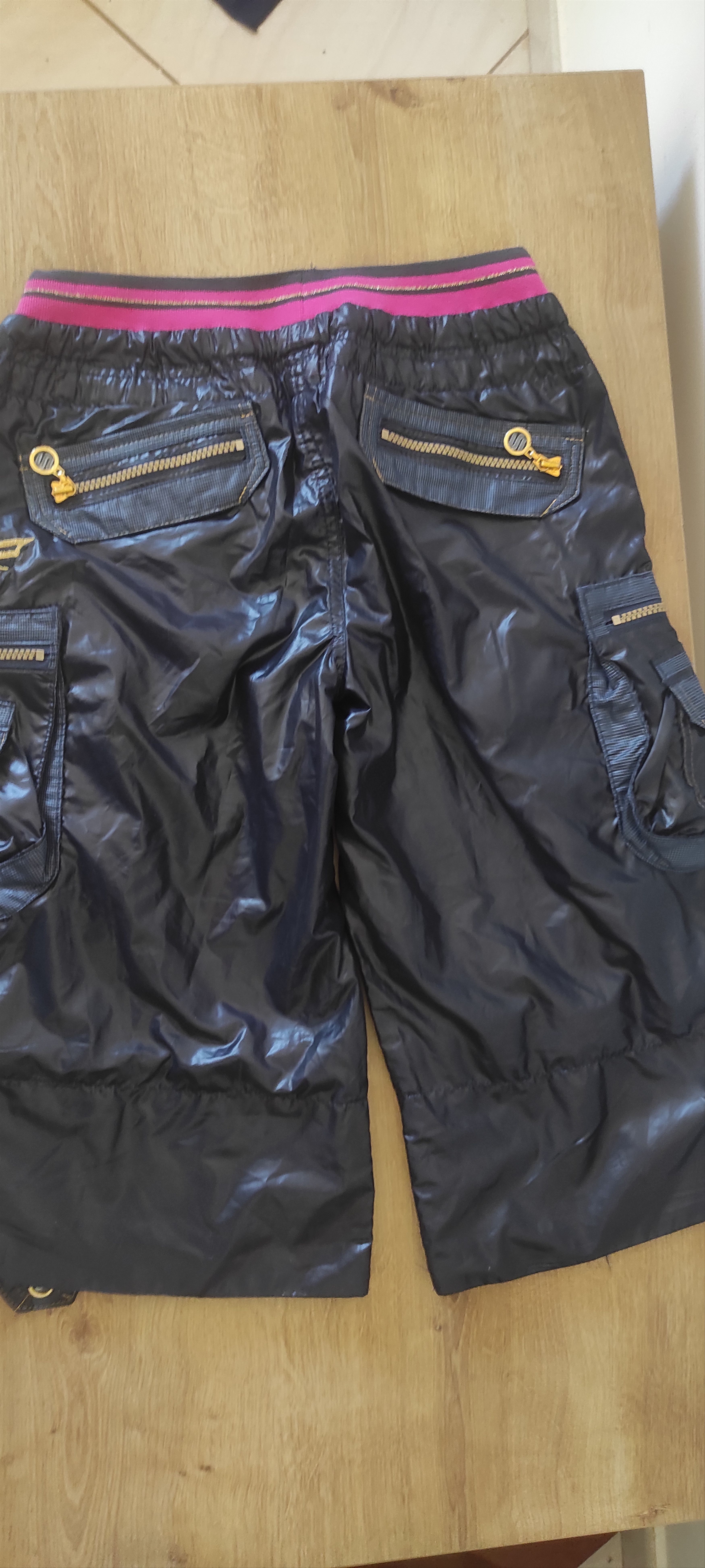 Sportalm Kitzbuhel Sportalm Vintage Capri Cargo Shorts Y2K | Multi Pocket Size 26" / US 2 / IT 38 - 7 Thumbnail
