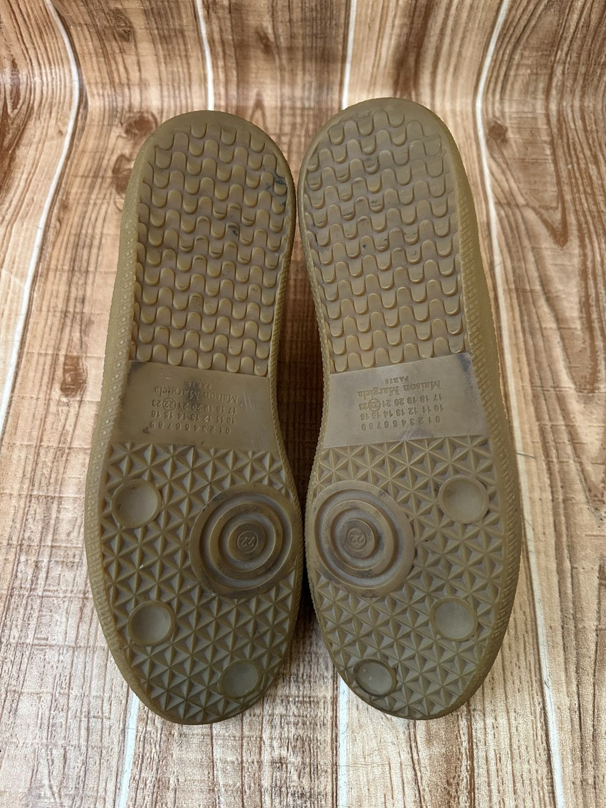 Maison Margiela Maison Margiela REPLICA GAT Gray/White Lowtop Sneaks Size US 9 / EU 42 - 24 Thumbnail
