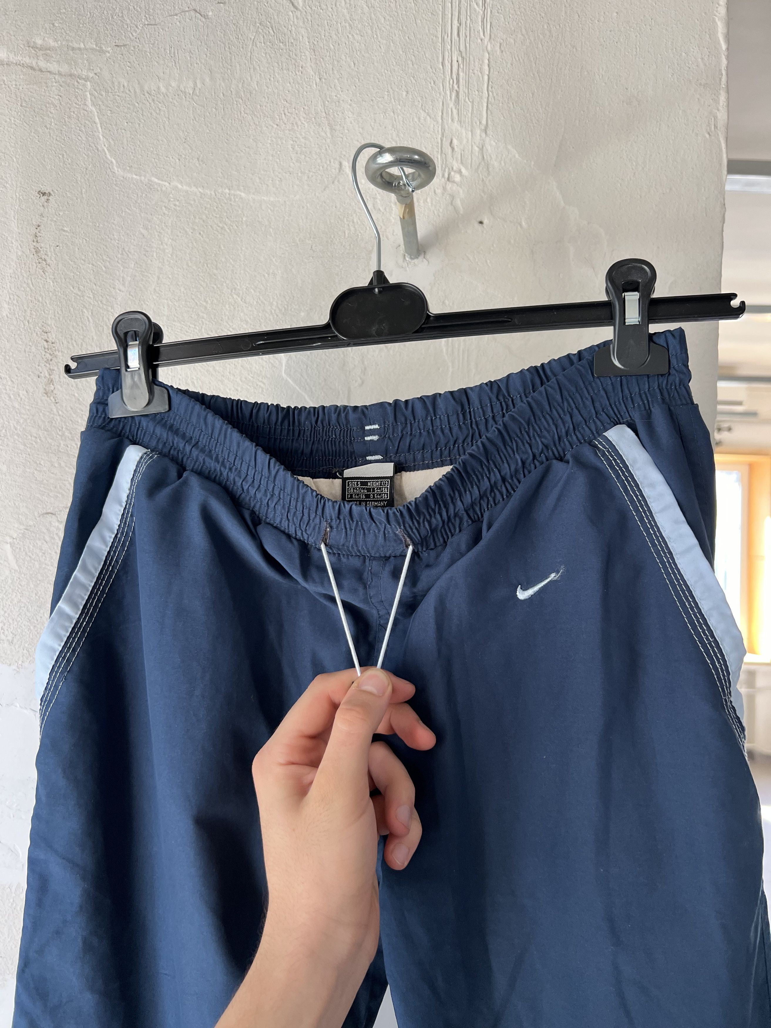 Nike Nike Baggie Nylon Sport y2k Pants Size US 30 / EU 46 - 2 Thumbnail