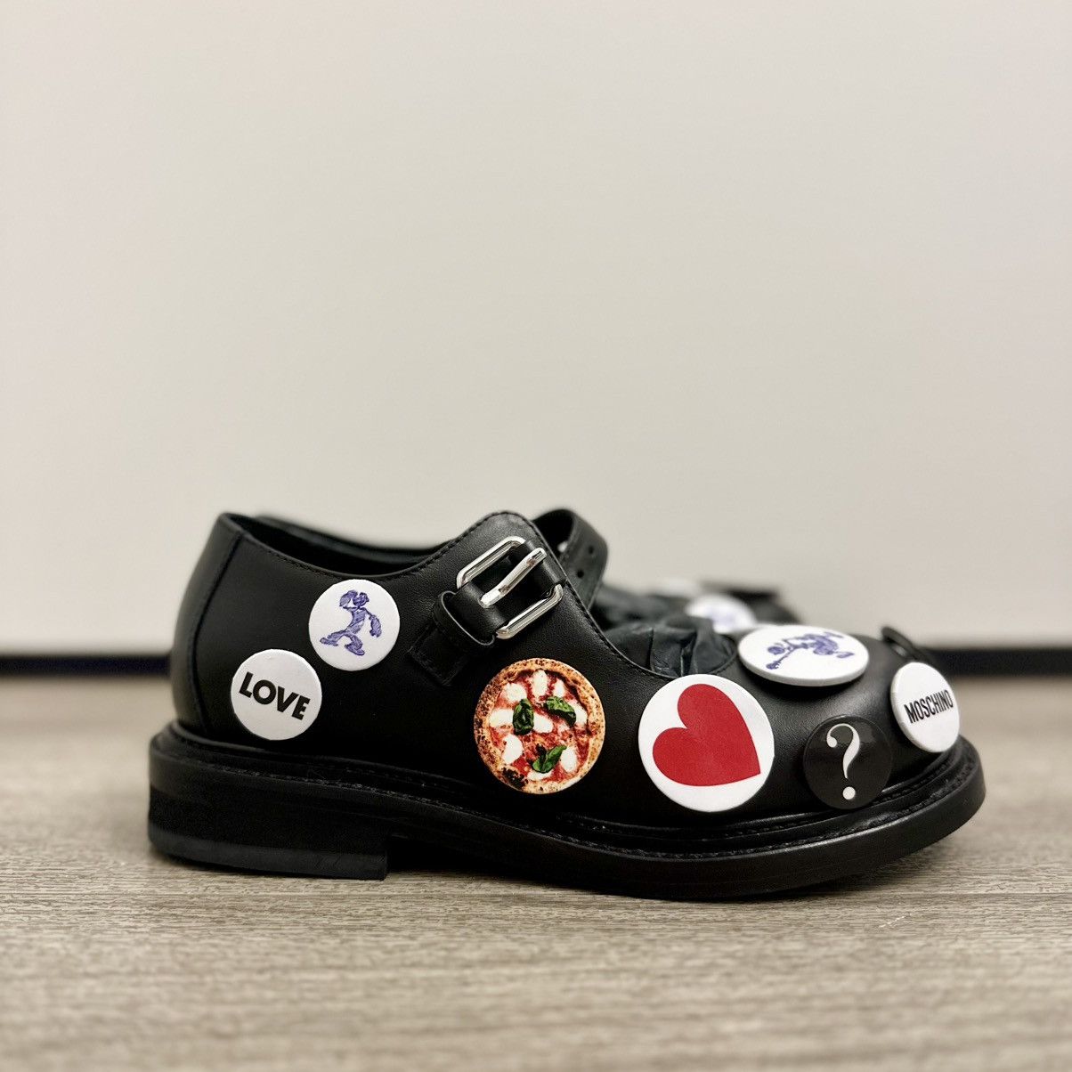 Moschino Moschino Embellished Mary Jane Flats NEW Size US 6 / IT 36 - 8 Thumbnail