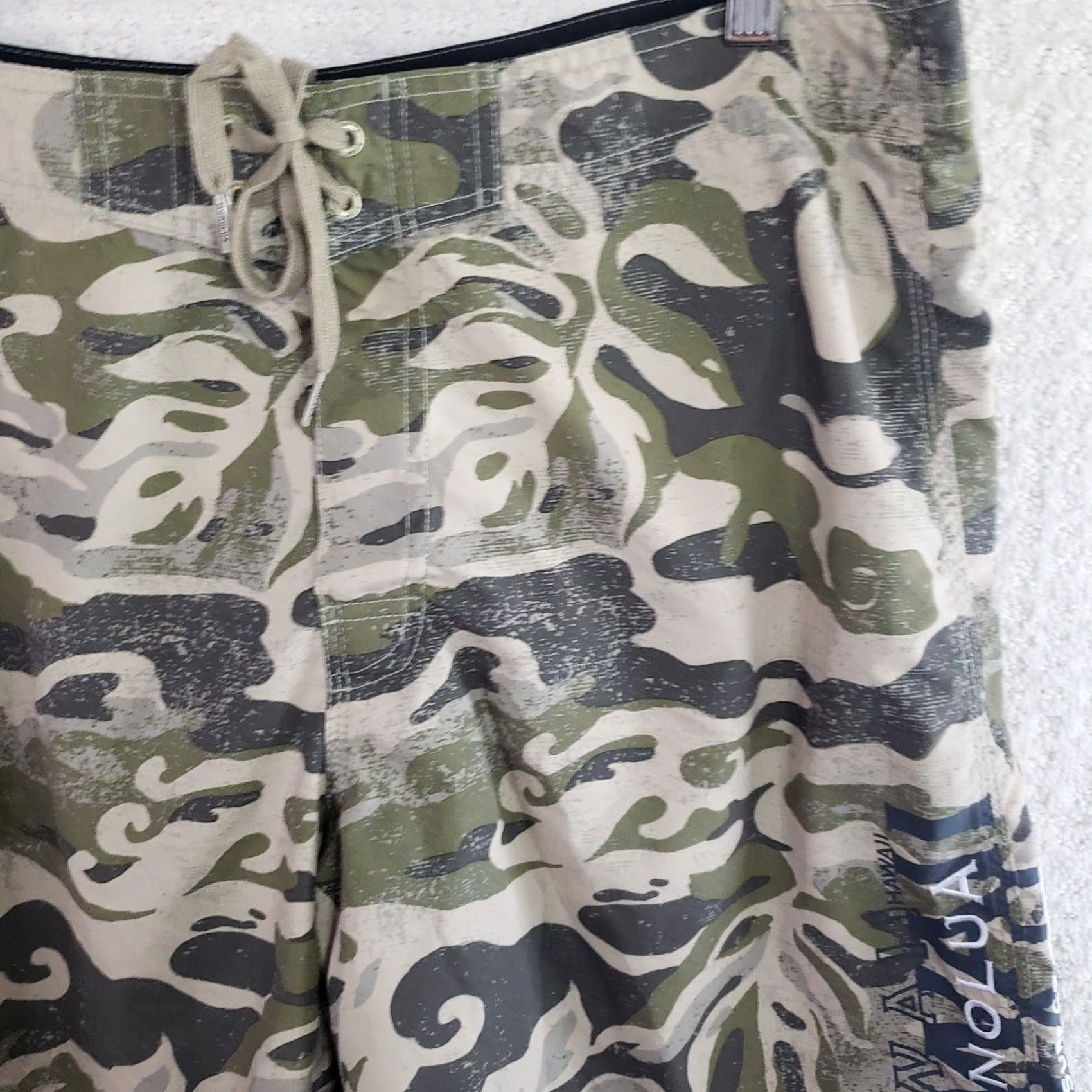 Swims Honolua Mens Board Shorts 38x12 Multicolor Camo Hawaiian Beach Quick Dry UV Protection Pockets Embroidered Logo Board Shorts Mens 38 Multicolor Camo Size US 38 / EU 54 - 4 Thumbnail