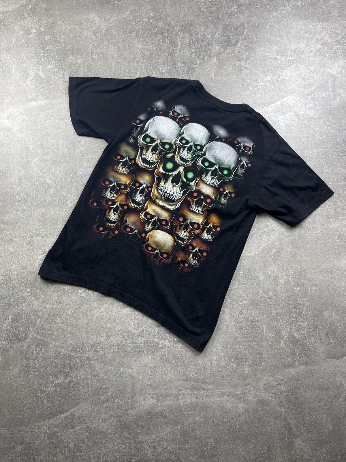 Vintage Vintage Rock Skulls Black Punk T-Shirt Size US M / EU 48-50 / 2 - 5 Thumbnail
