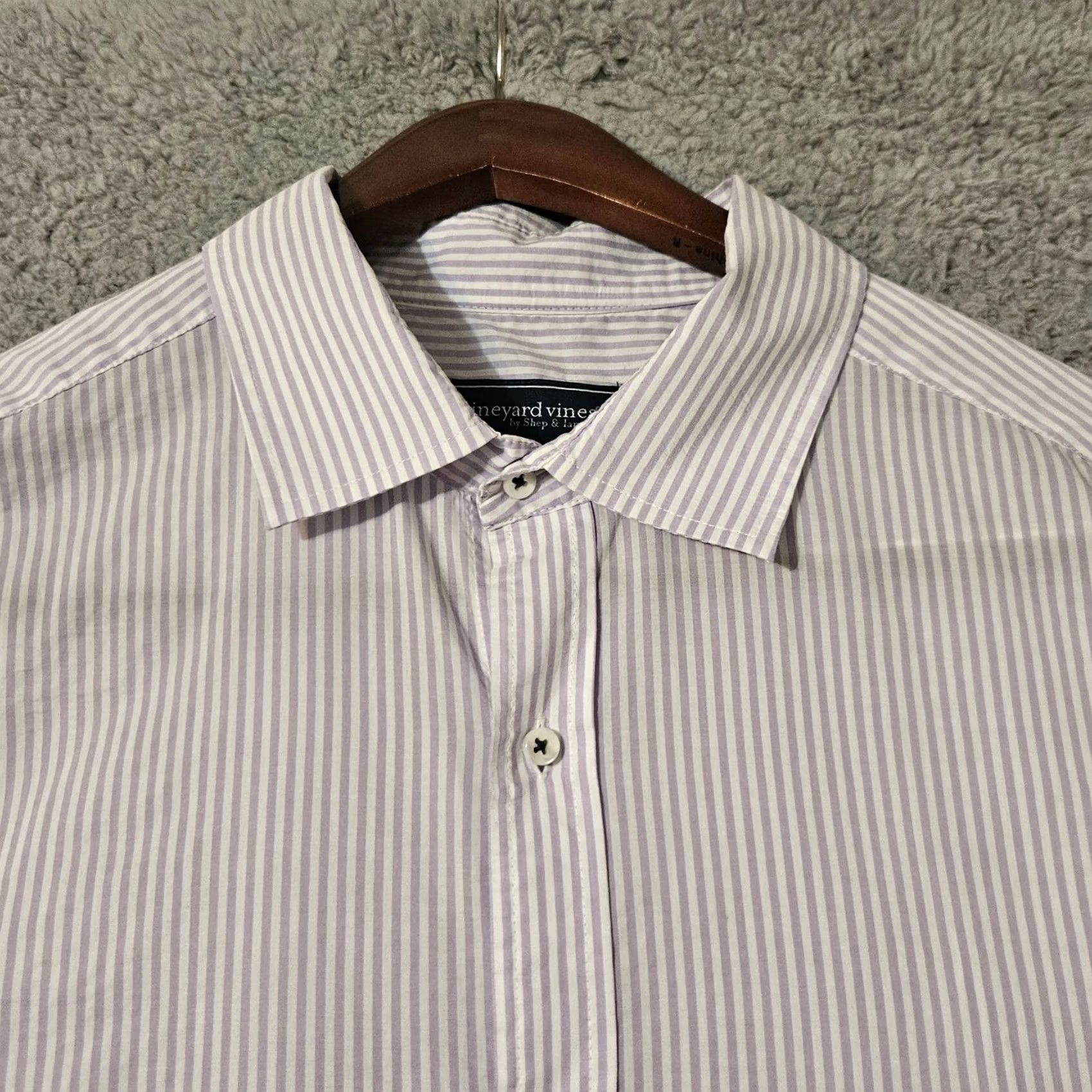 Vineyard Vines Vineyard Vines Shirt Mens XL Striped Silk Blend Soft Lightweight Button Front Size US XL / EU 56 / 4 - 2 Thumbnail