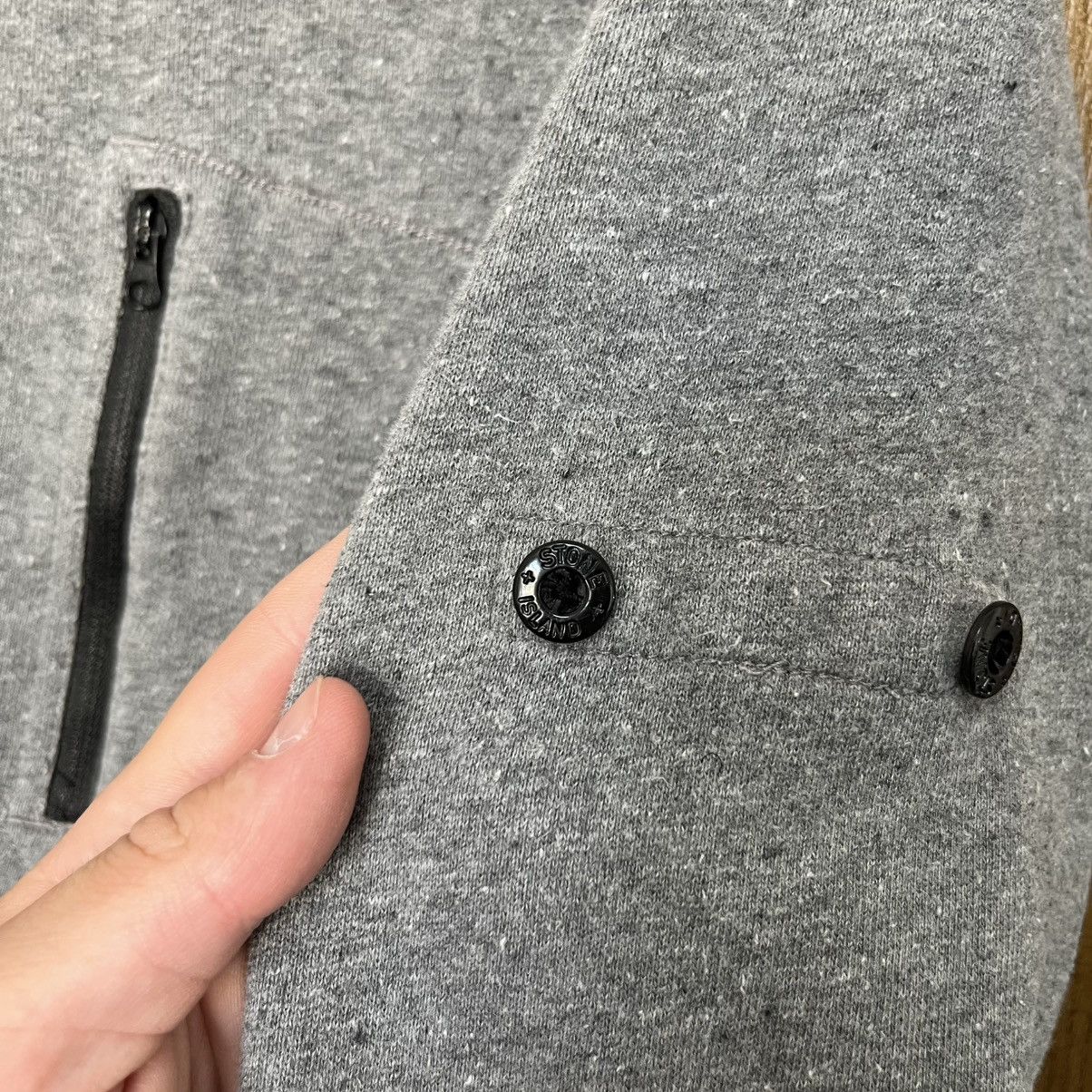 Stone Island Stone Island Sweatshirt Crew Neck Sweater Y2K Rare Size US S / EU 44-46 / 1 - 7 Thumbnail