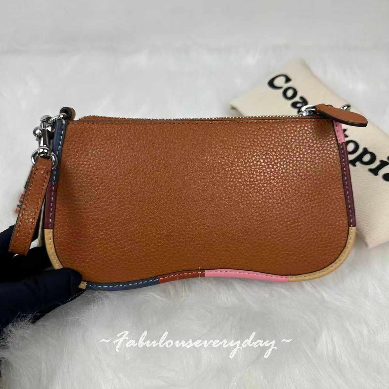 Coach Coach Small Wavy Shoulder Coachtopia LeatherColorful Binding Size ONE SIZE - 4 Thumbnail