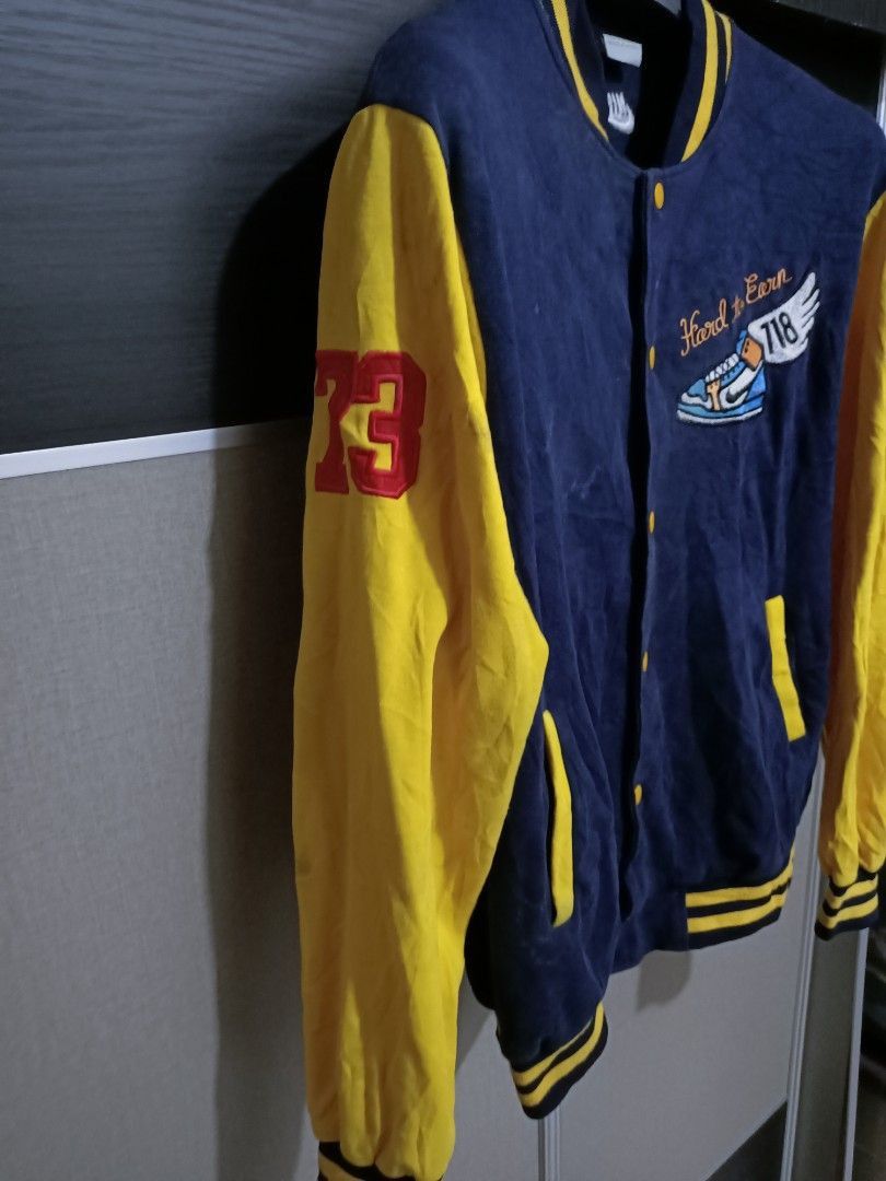 Nike Nike hard to earn varsity jacket Size US M / EU 48-50 / 2 - 4 Thumbnail
