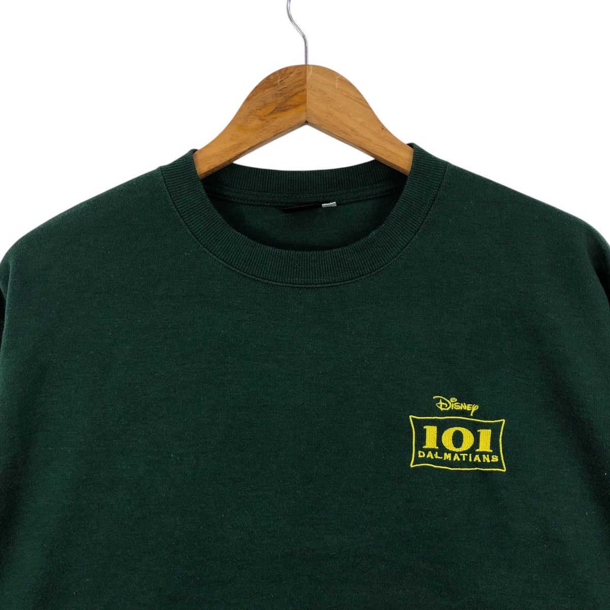 Disney Vintage DISNEY 101 Dalmatians Sweatshirt Big Logo Crewneck Size US M / EU 48-50 / 2 - 2 Thumbnail