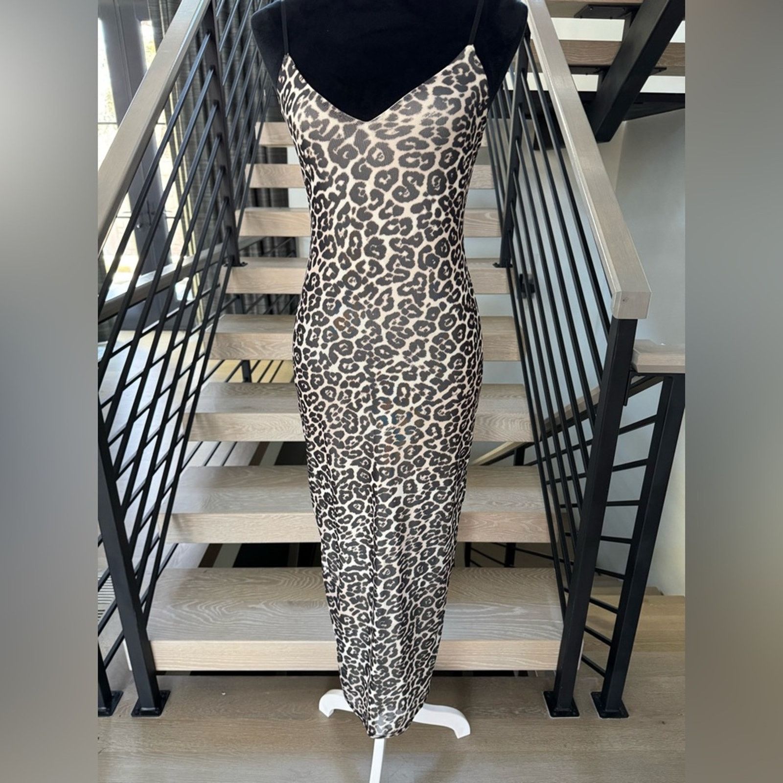 Grailed New Leopard Print Maxi Dress size S Size S / US 4 / IT 40 - 1 Thumbnail