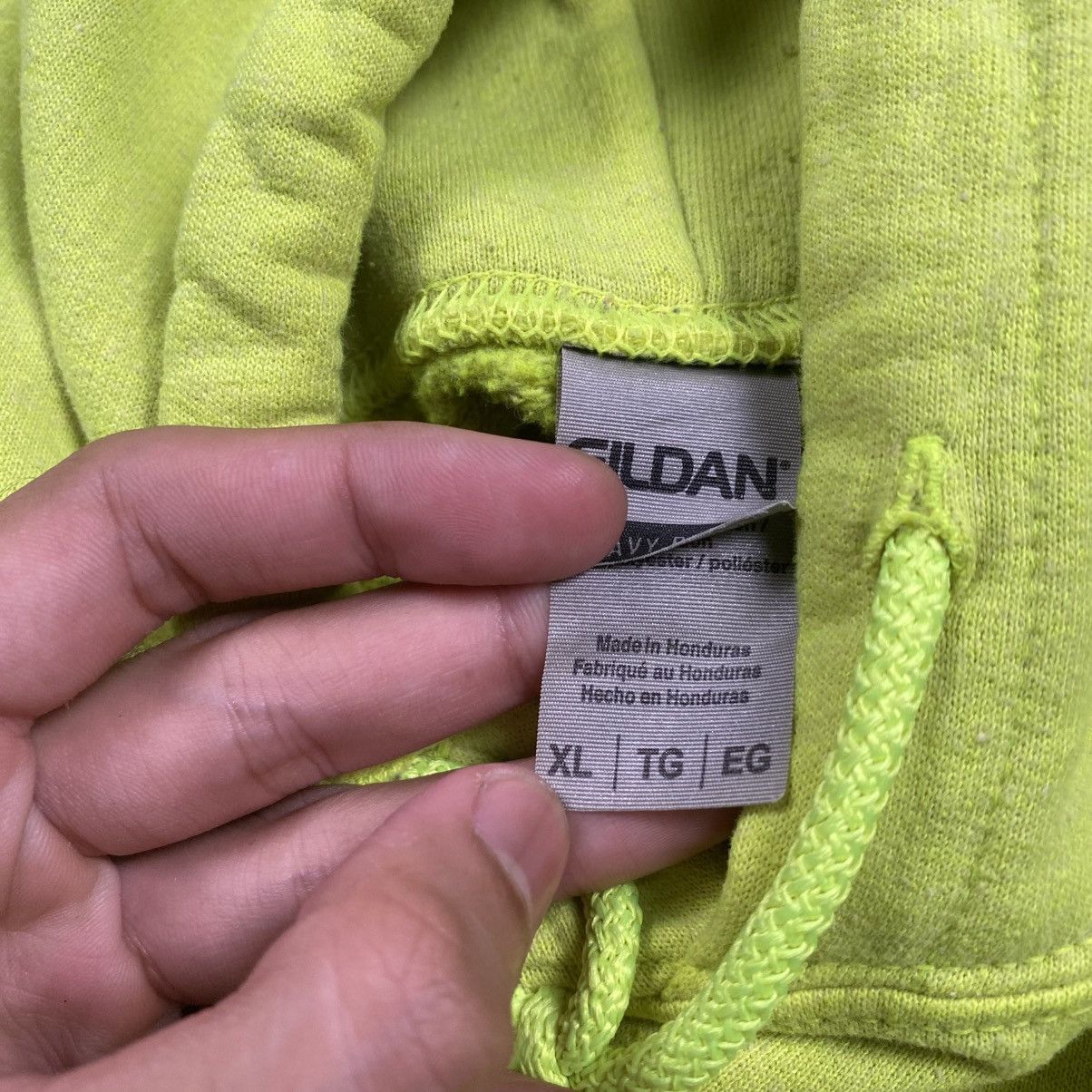 Gildan × Vintage y2k Quil Ceda Creek Casino Thrashed Painted Pullover Size US XL / EU 56 / 4 - 6 Thumbnail