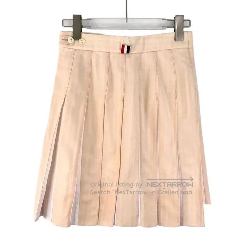 Thom Browne Thom Browne Beige Wool Pleated Skirt . Size 22" - 2 Thumbnail