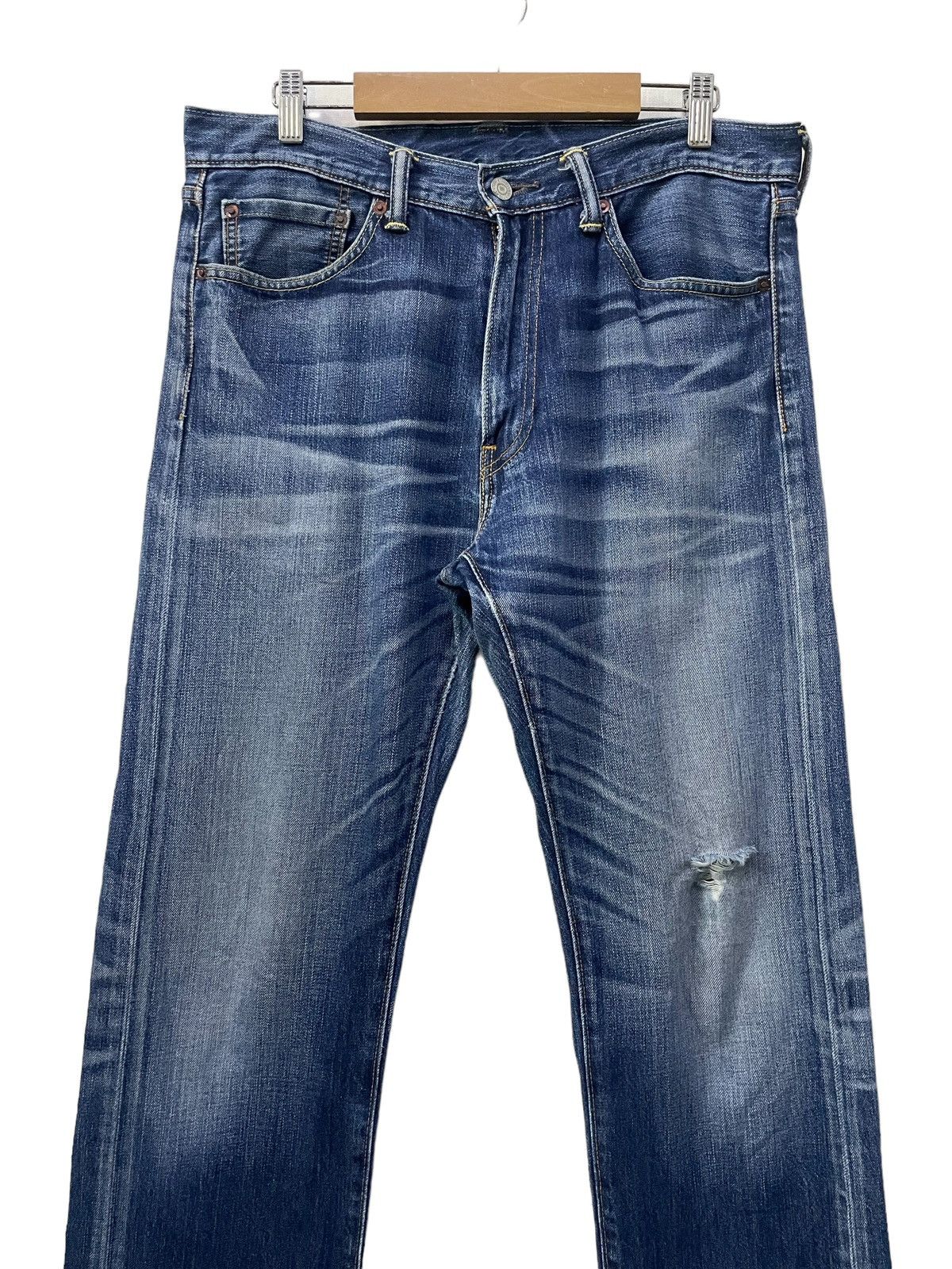 Levi's × Vintage Vintage Levis 505 Distressed Blue Wash Jeans Size US 33 - 3 Thumbnail