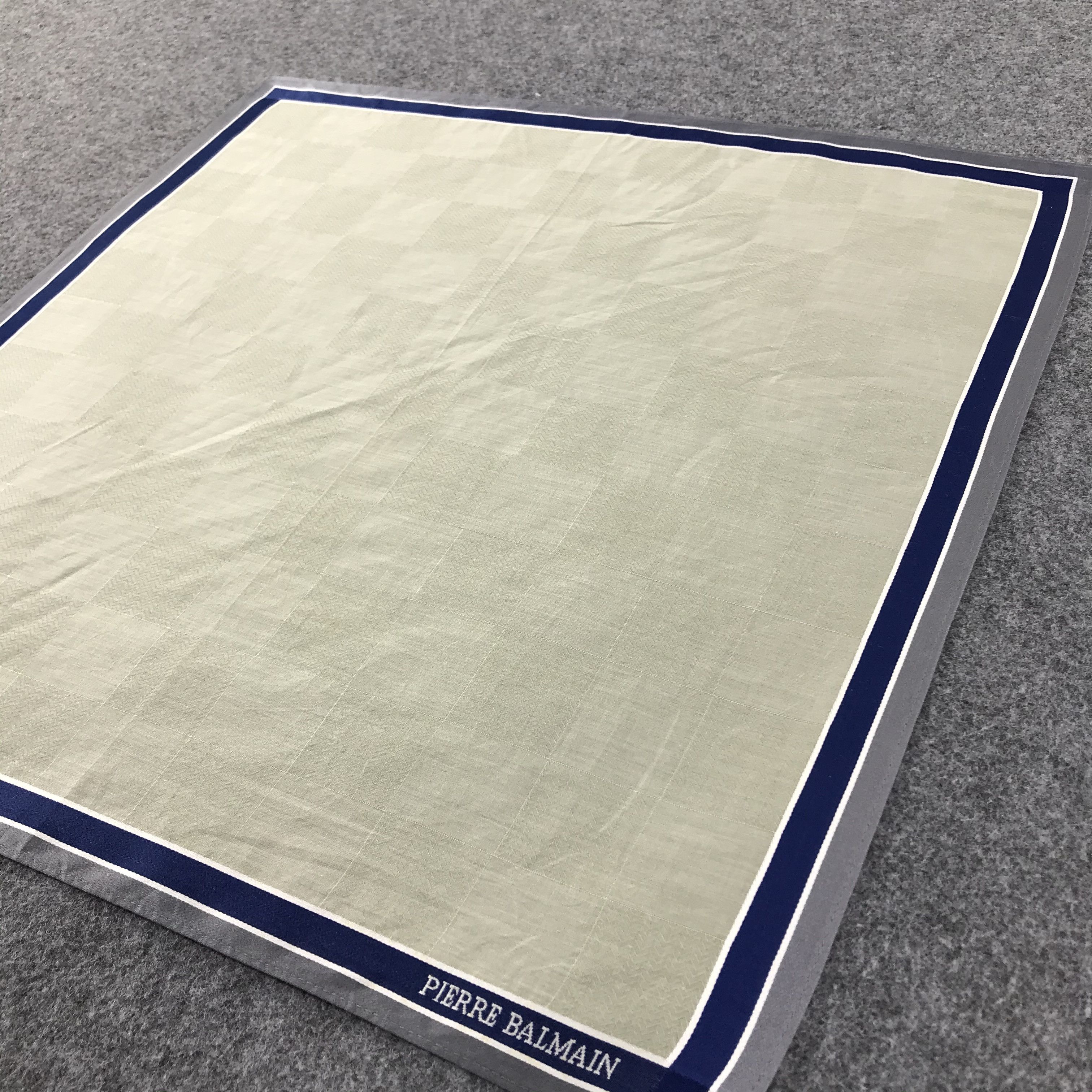 Pierre Balmain Pierre Balmain Handkerchief Neckerchief Bandana H486 Size ONE SIZE - 5 Thumbnail