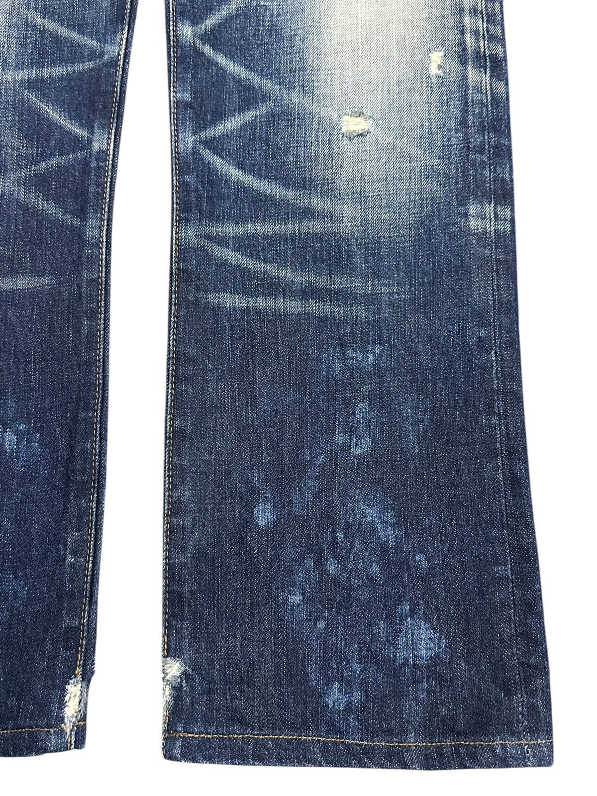 Japanese Brand Vintage Japanese Brand Blue Faded Wash Distressed Jeans Size US 32 / EU 48 - 7 Thumbnail