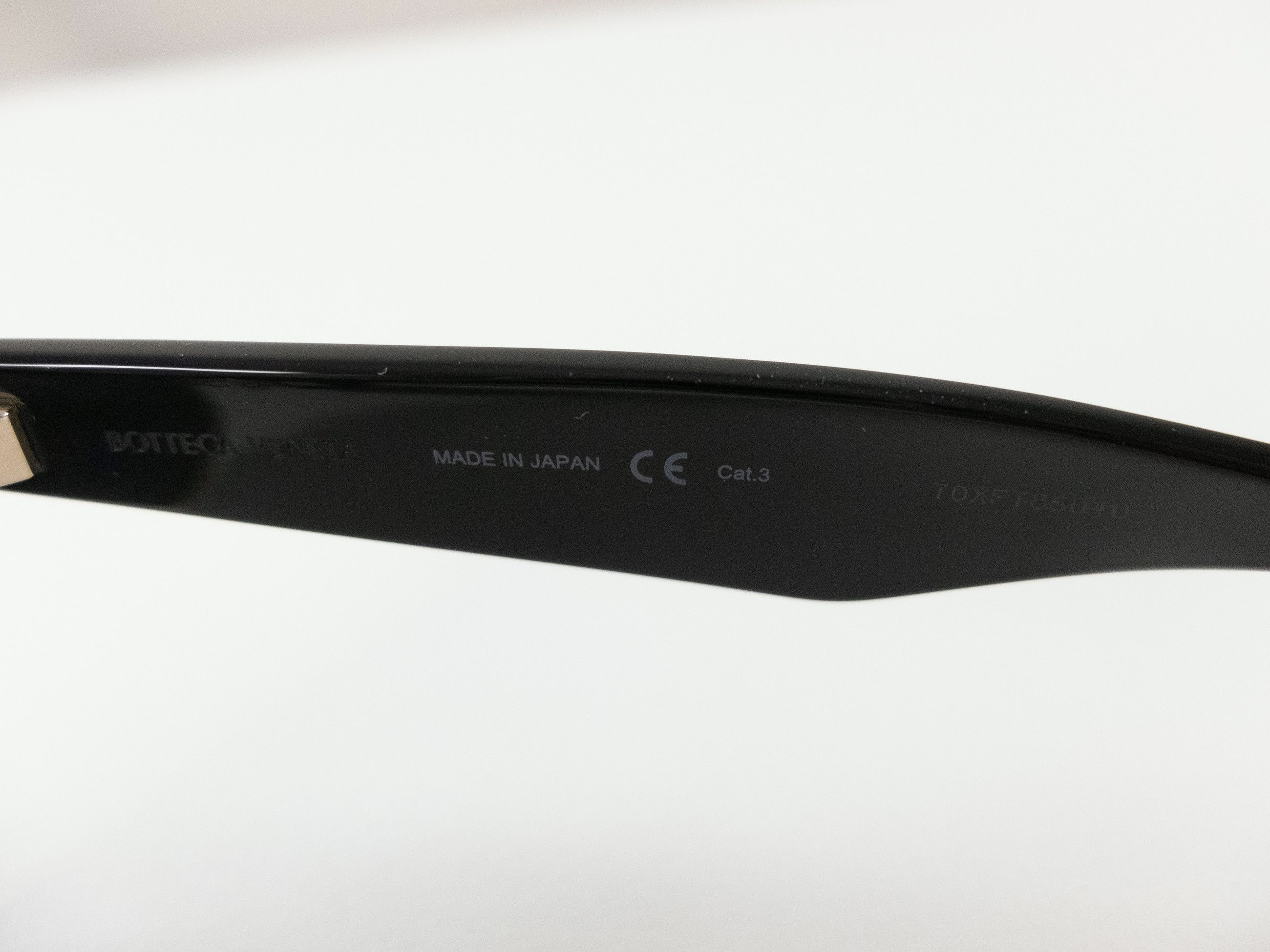 Bottega Veneta BOTTEGA VENETA black gold acetate & metal cat eye sunglasses Size ONE SIZE - 8 Thumbnail