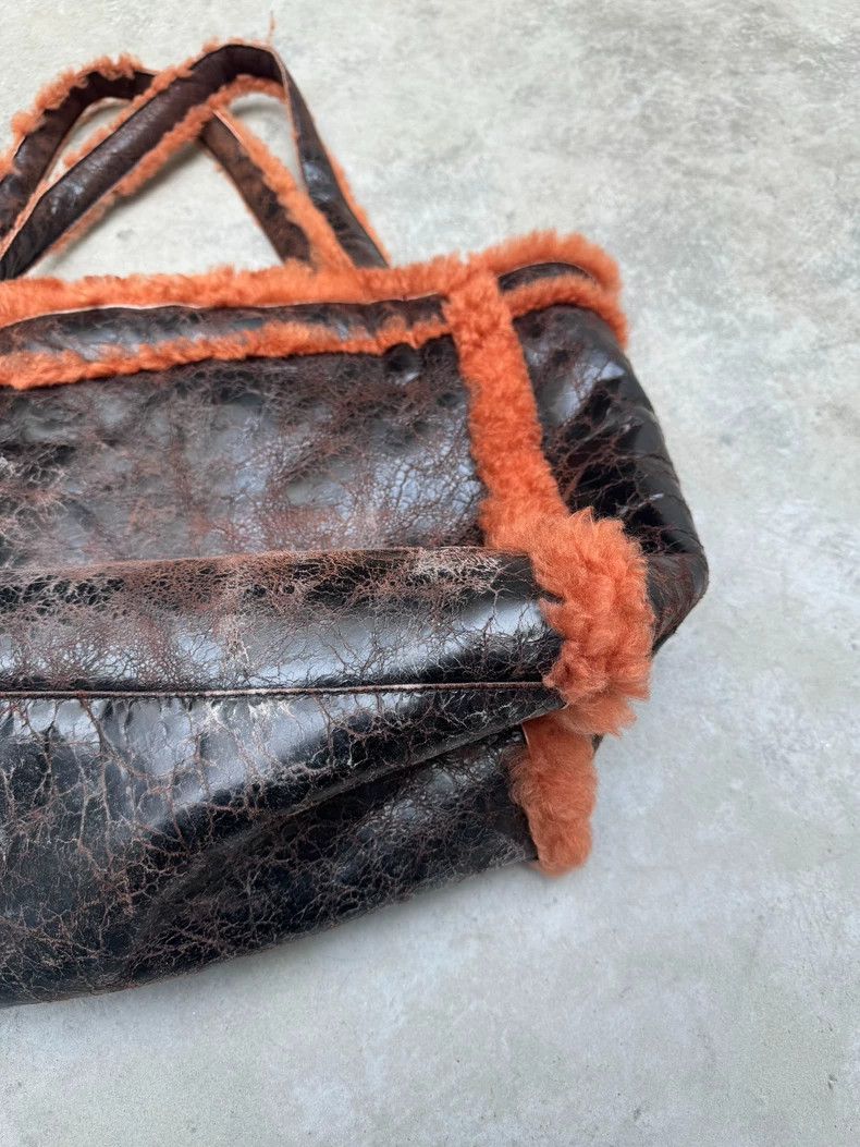 Dries Van Noten Dries Van Noten Plush Burst Pitot bag 2502-Nextarrow Size ONE SIZE - 4 Thumbnail