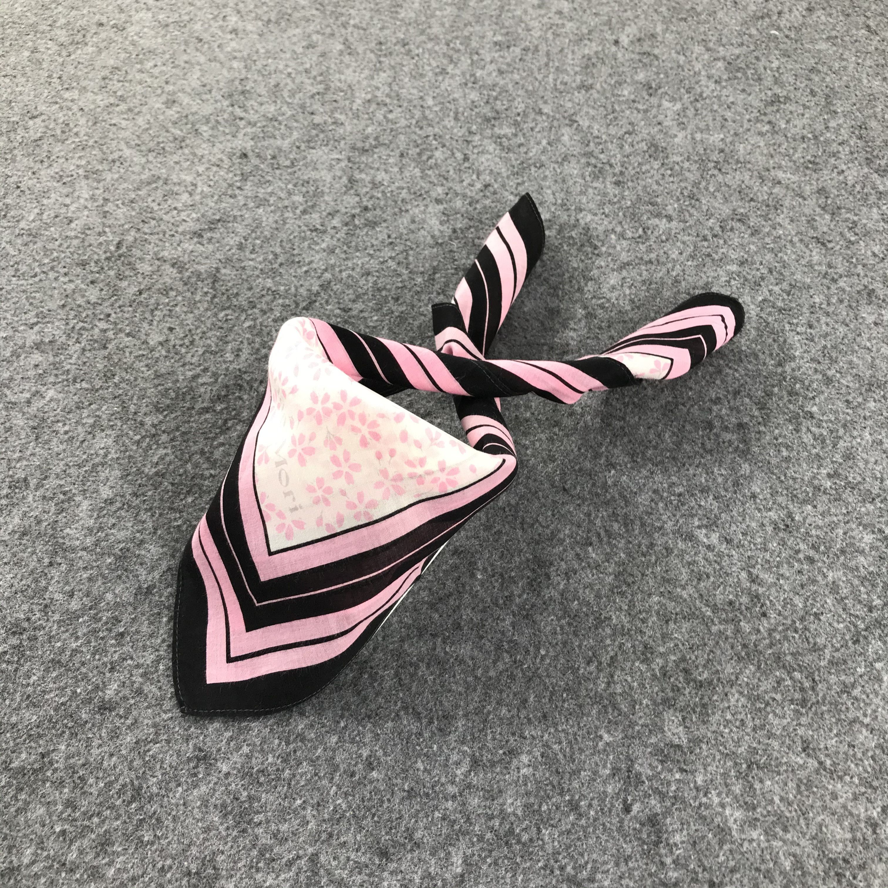 Hanae Mori Hanae Mori Handkerchief Neckerchief Bandana H537 Size ONE SIZE - 2 Thumbnail