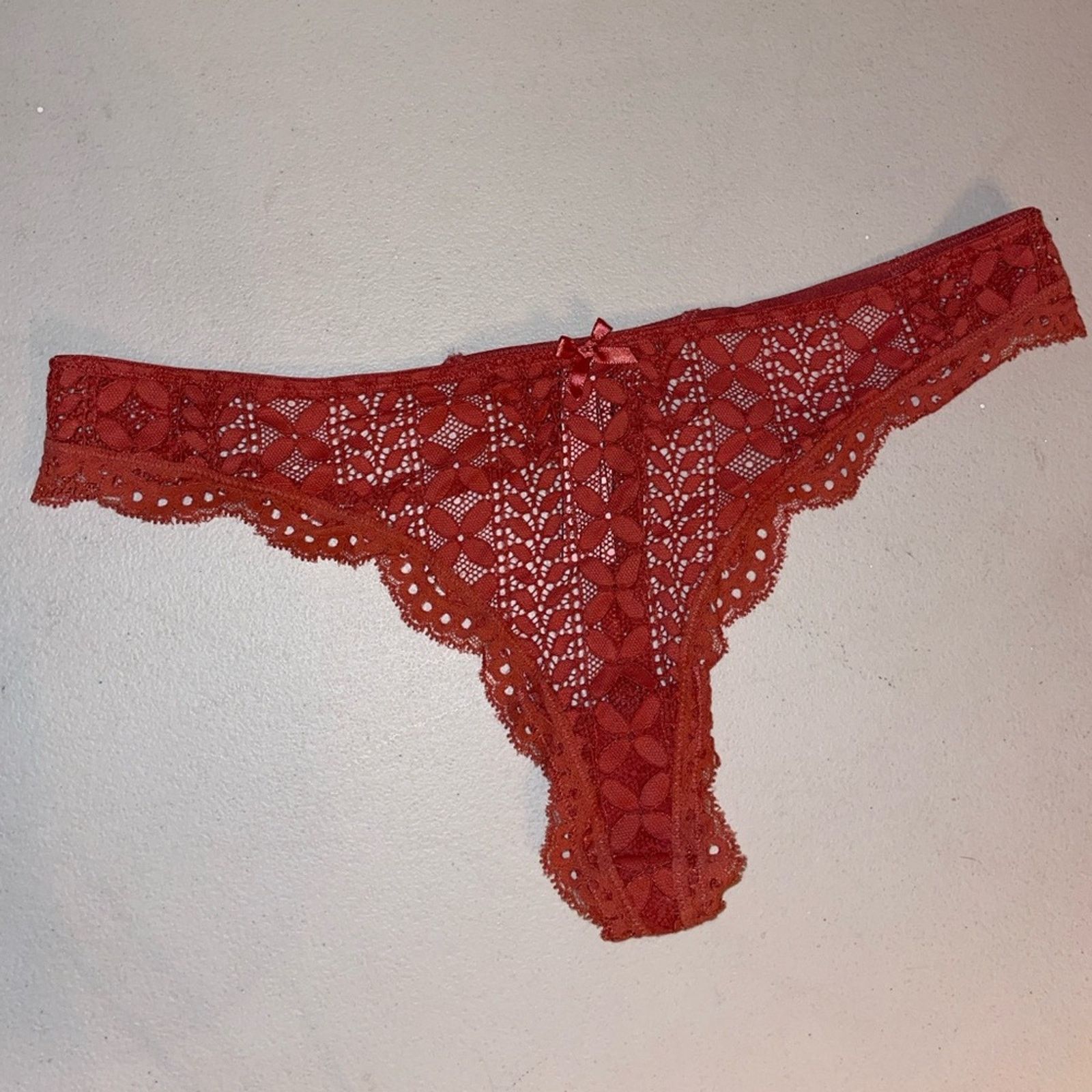 Victoria's Secret Victoria's Secret Dream Angels Lace Thong Rust Lace Panties Size ONE SIZE - 1 Thumbnail