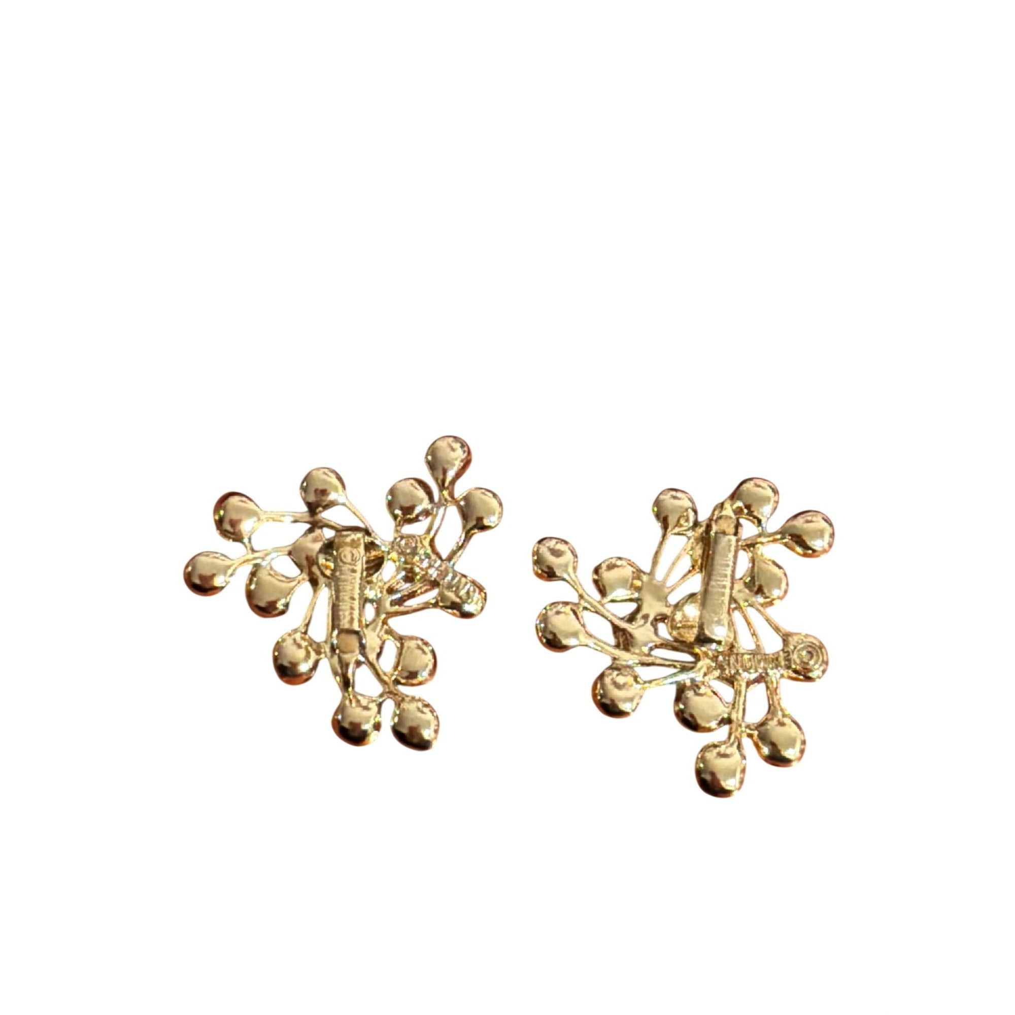 Other Vintage Emmons Gold Tone Clip On Earrings Faux Pearl Cluster Size ONE SIZE - 3 Thumbnail