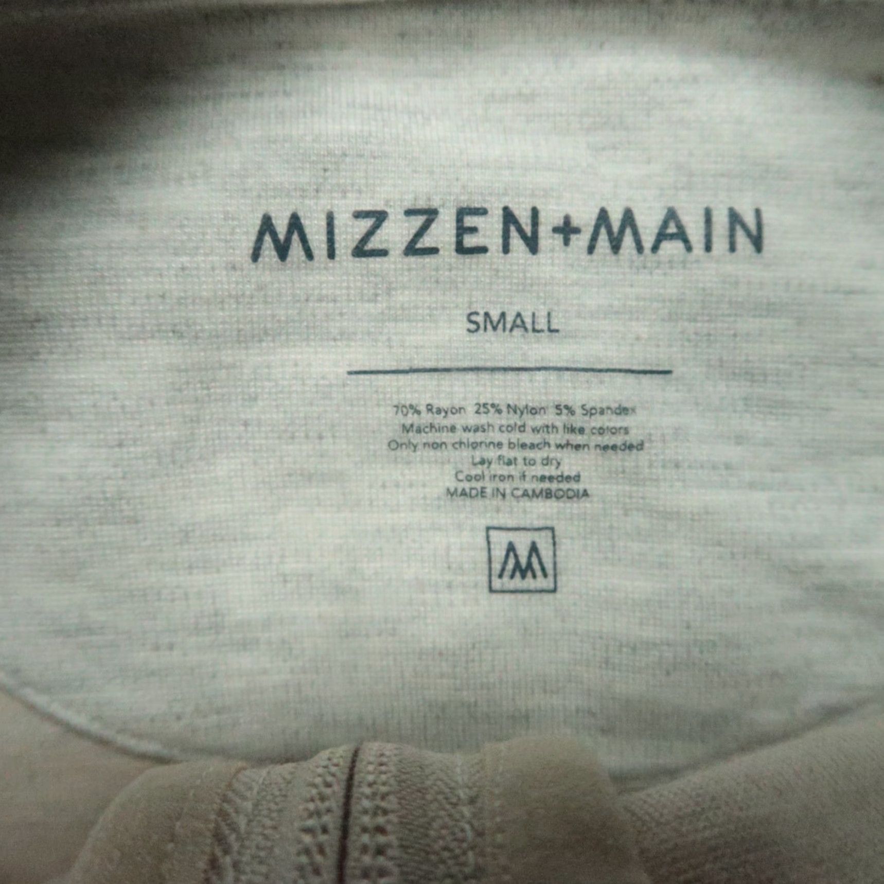 Mizzen+Main Mizzen+Main Sweater Mens Small Beige Tan 1/4 Zip Pullover Mock Neck Long Sleeve Size US S / EU 44-46 / 1 - 3 Thumbnail